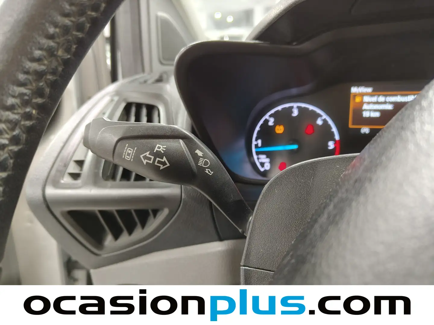 Foto Ford Grand Tourneo Connect Ford Grand Tourneo Connect 1.5 TDCi Titanium PowerShift  (120 CV)