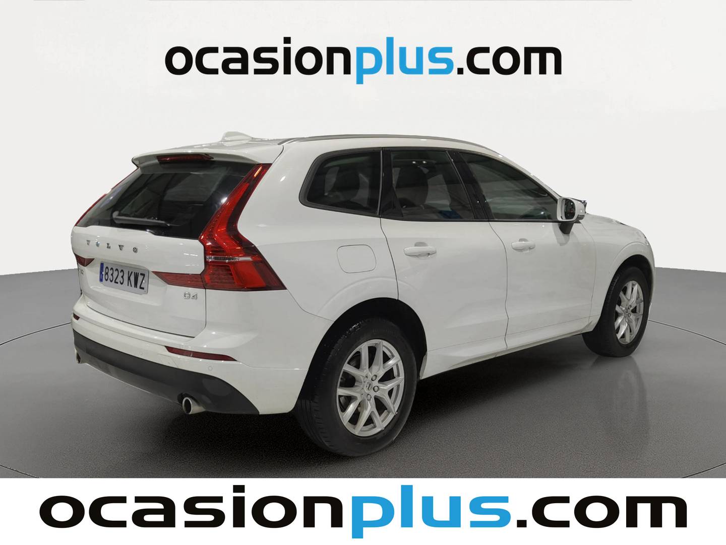 Foto trasera Volvo XC60 Volvo XC60 D4 Momentum Auto (190 CV) derecha