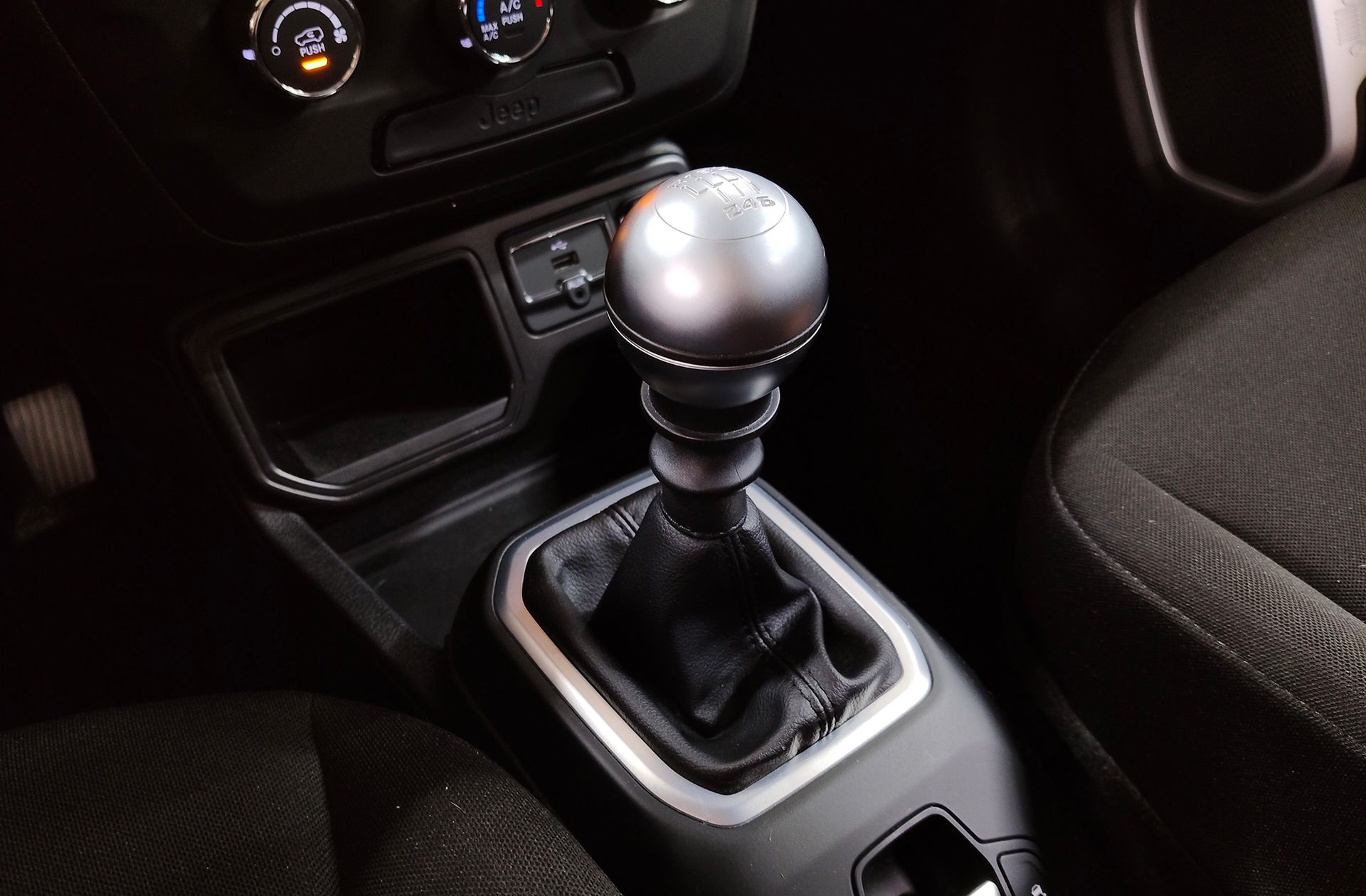 Jeep Renegade 1.0G Sport 4x2 - foto 6