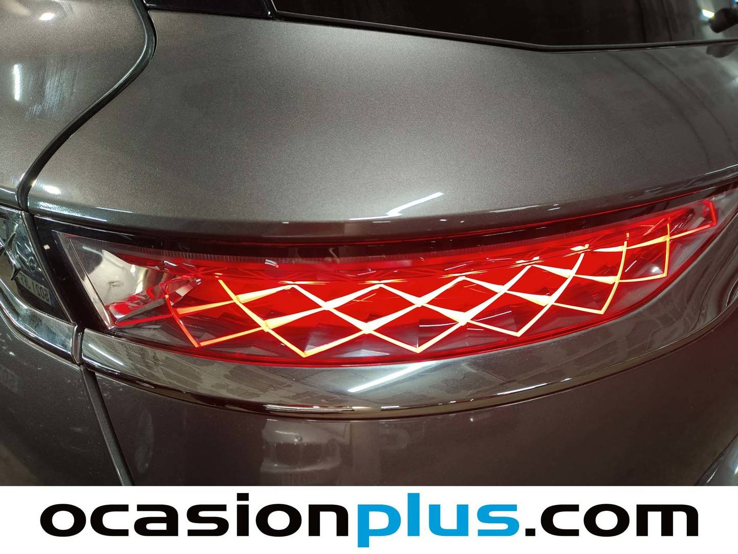 Acabados DS DS 7 Crossback DS DS7 Crossback PureTech 180 So Chic Auto (180 CV)