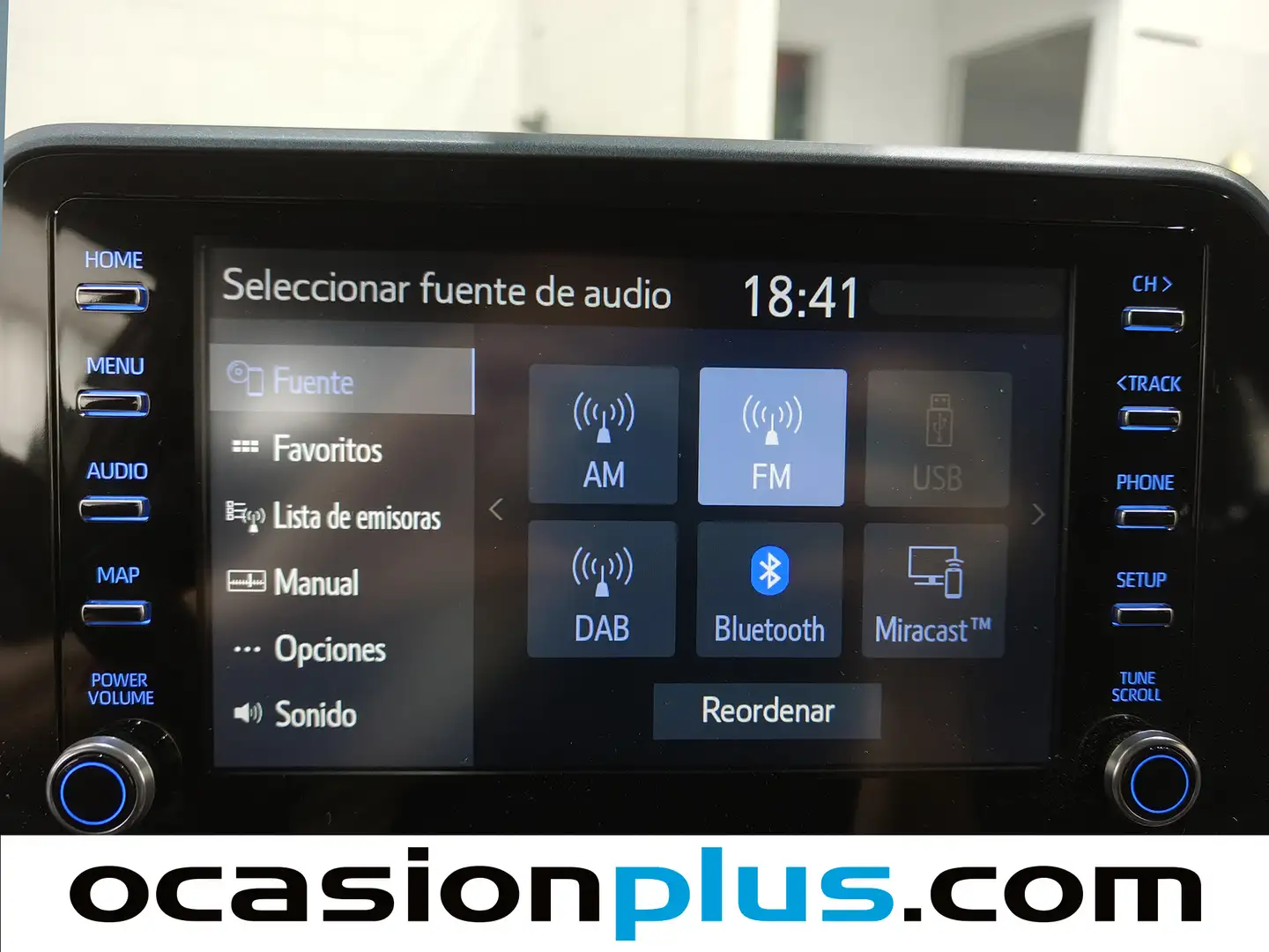 Foto Toyota C-HR Toyota C-HR 180H Advance (184 CV)