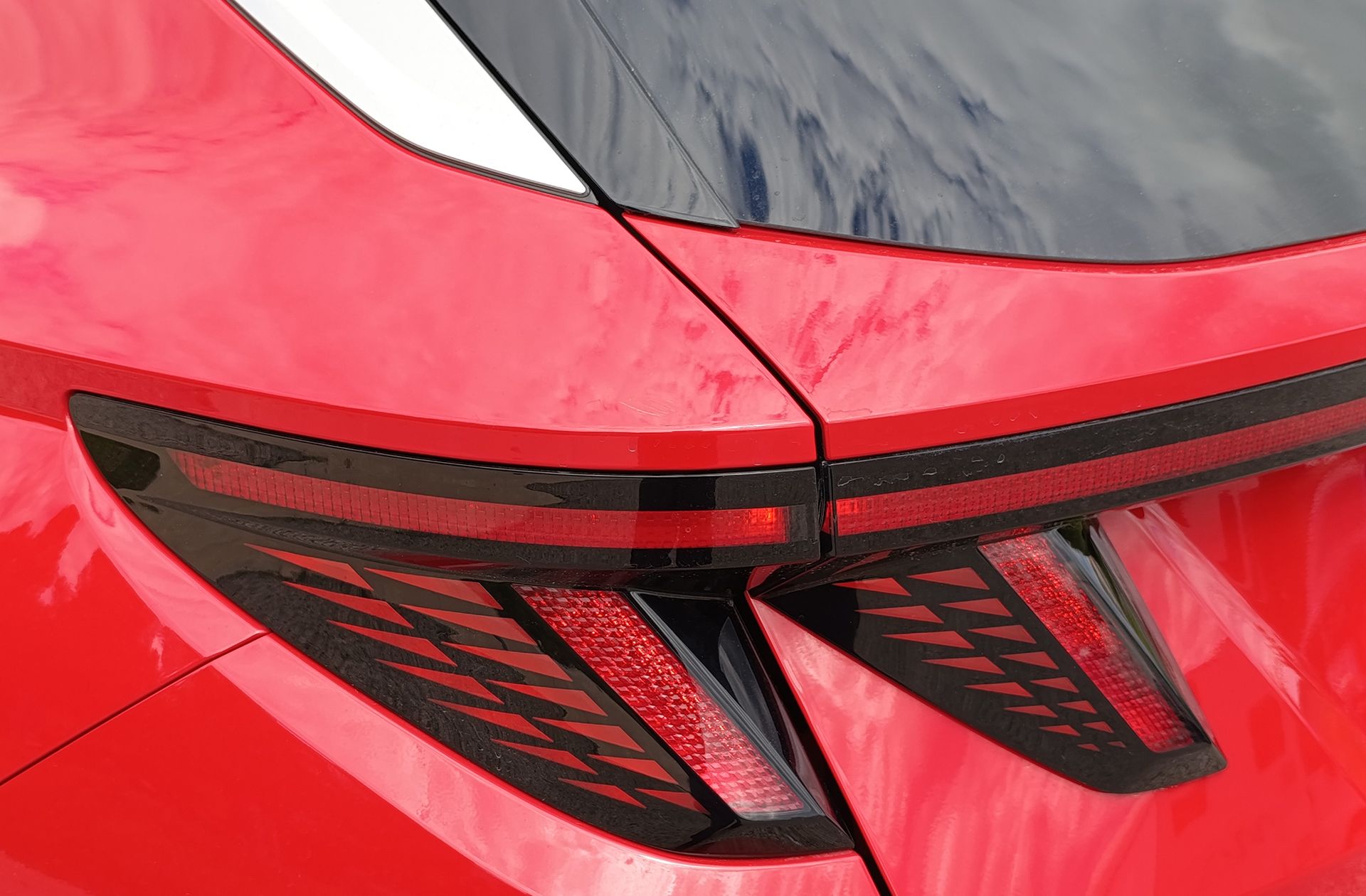 Hyundai Tucson 1.6 T-GDi HEV Tecno 2C - foto 19