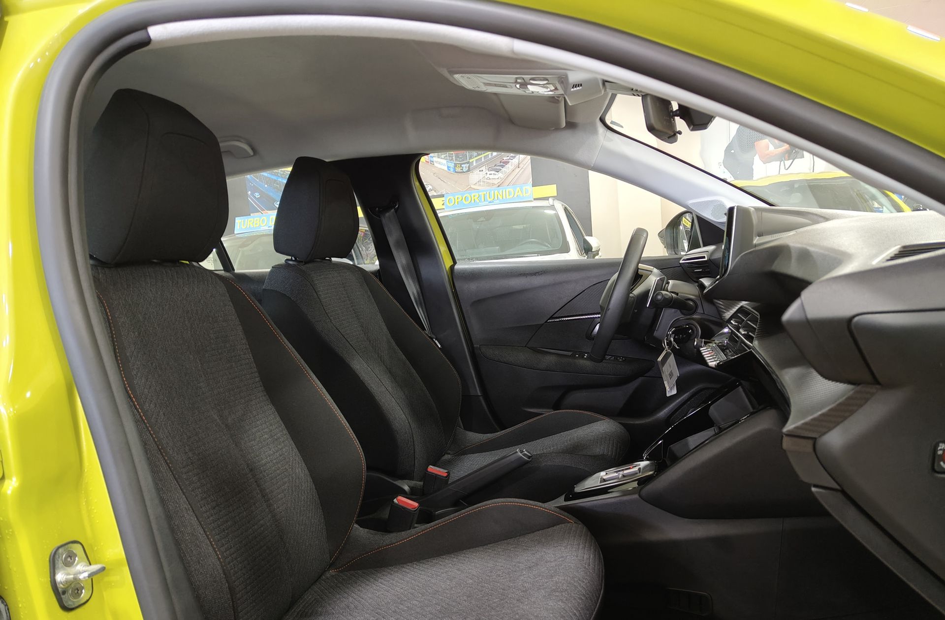 Peugeot 208 Style Hybrid 110 eDCS6 - foto 17