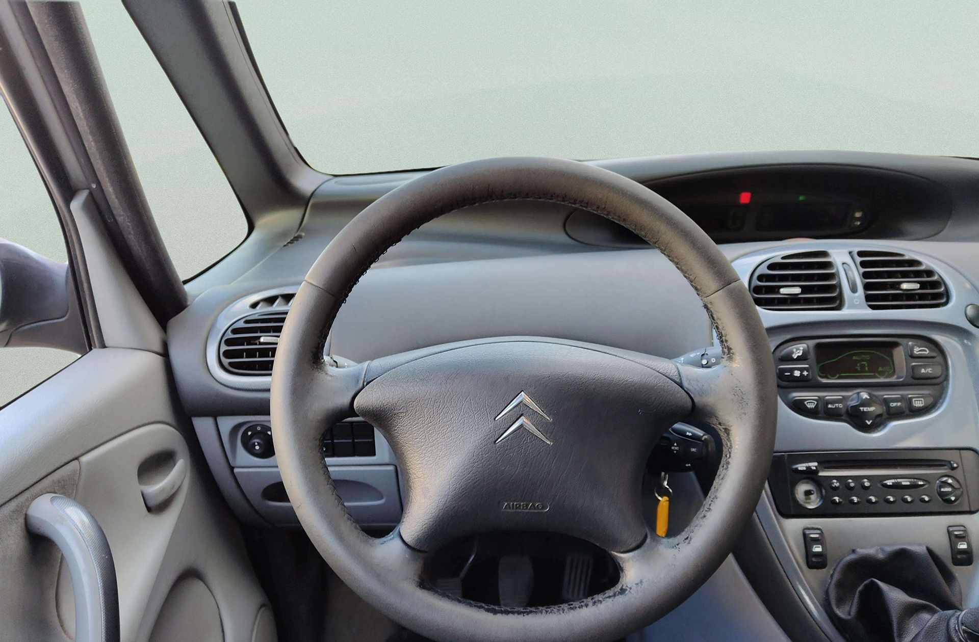Citroën Xsara Picasso 2.0 HDi Vivace - foto 19