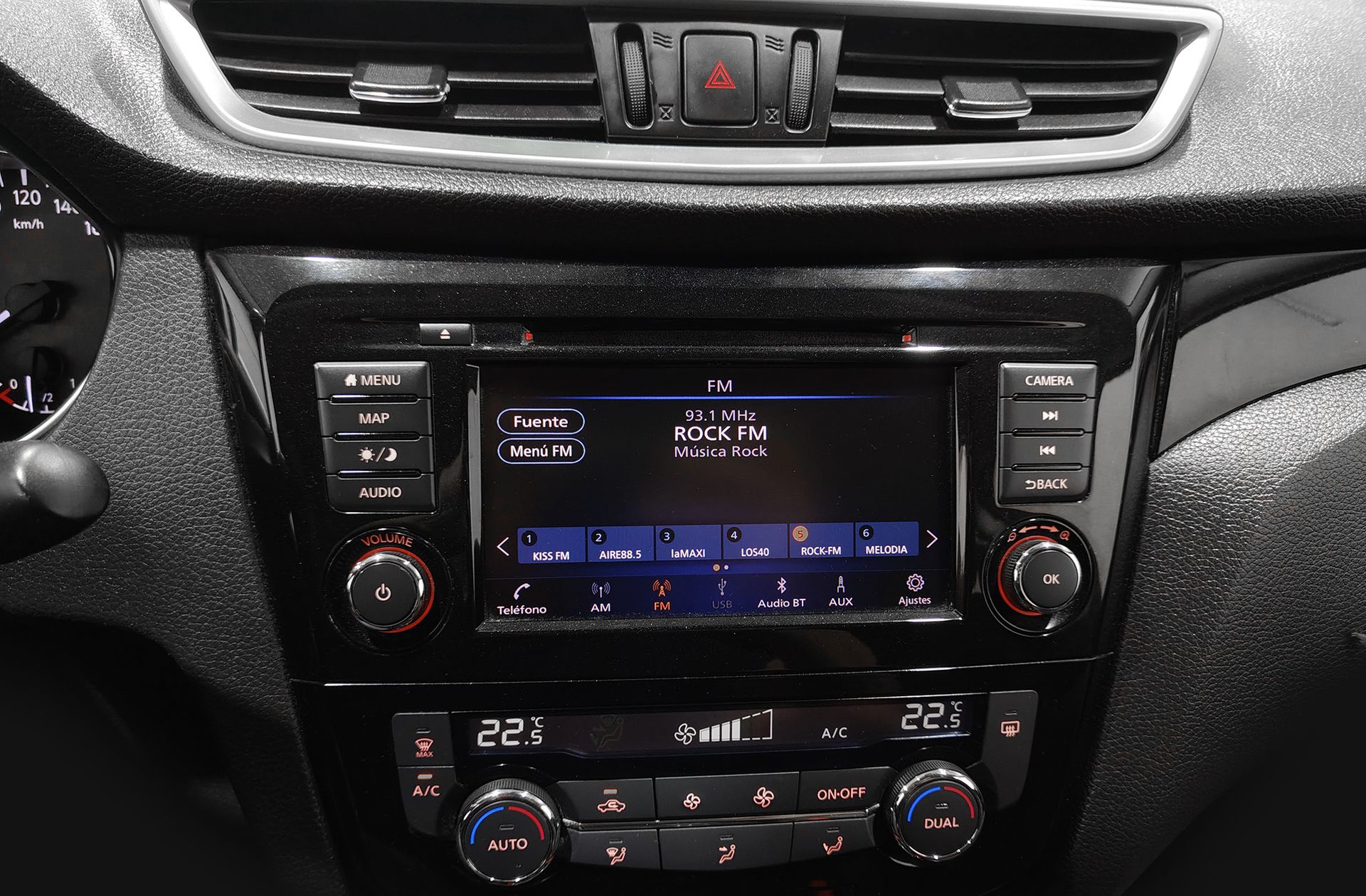 Nissan Qashqai DIG-T 140 Acenta 4x2 - foto 31