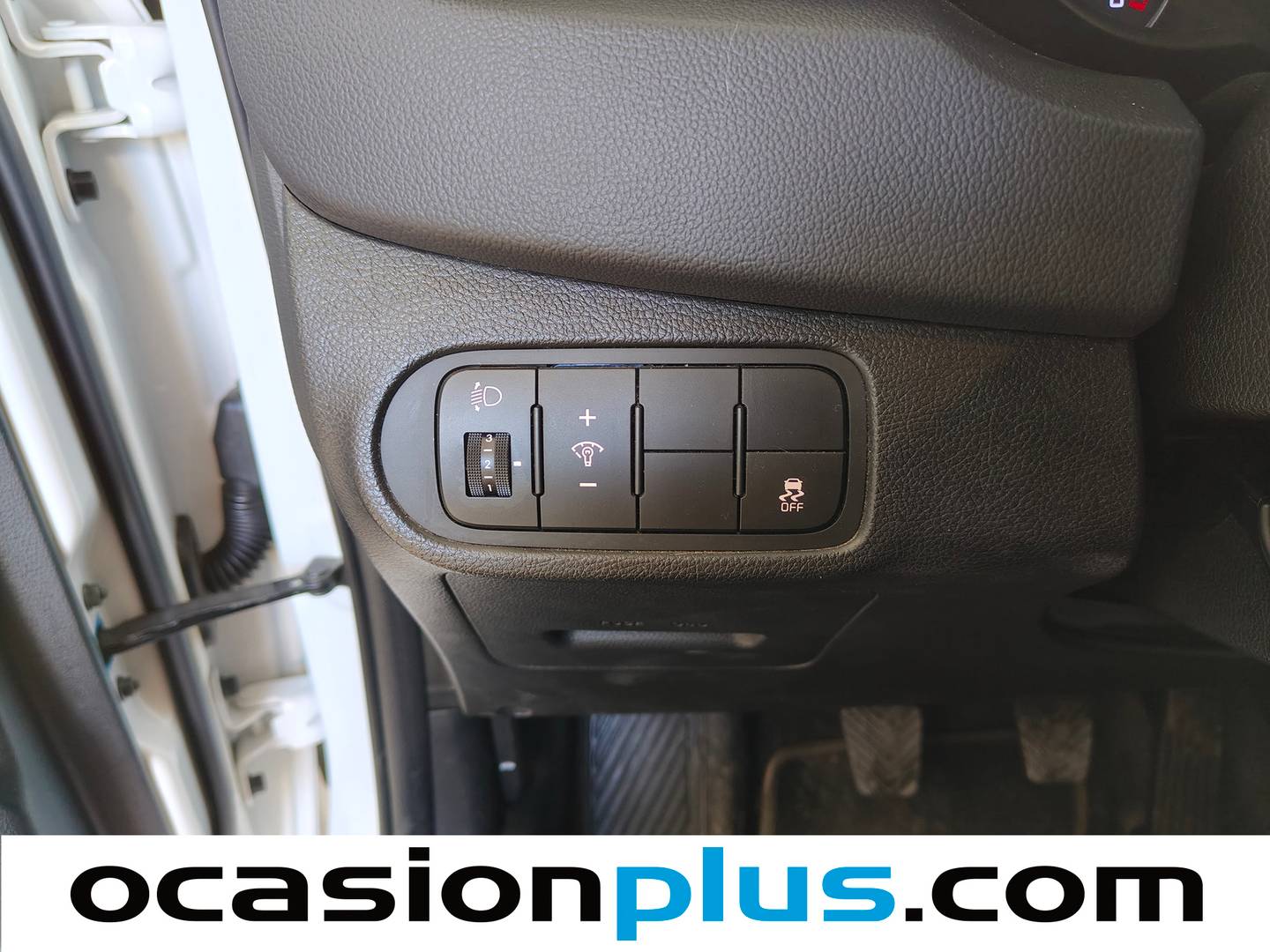 Paquetes del KIA Carens KIA Carens 1.6 GDi Drive (135 CV)