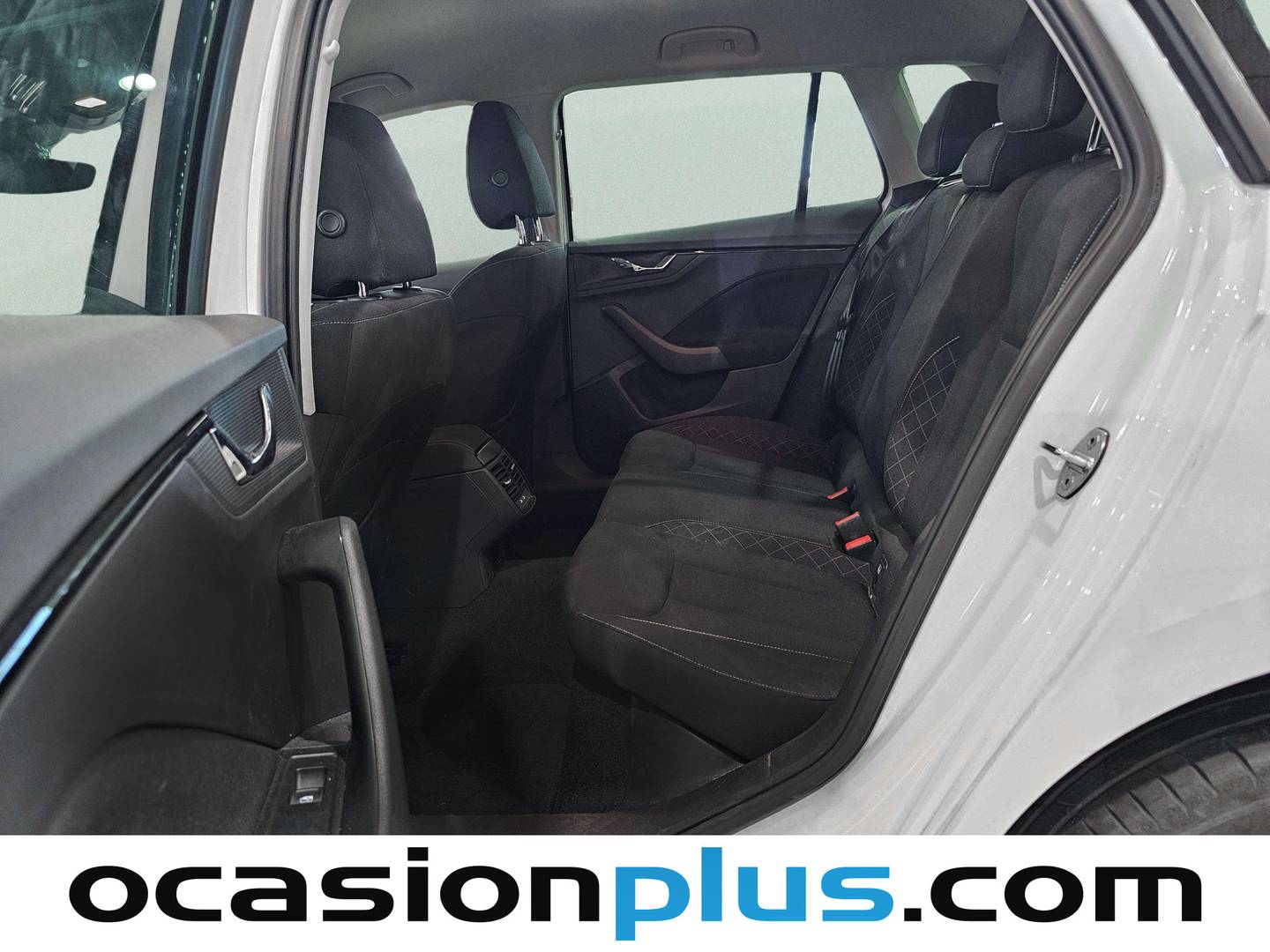 Foto asientos traseros Skoda Kamiq Skoda Kamiq 1.0 TSI Ambition (95 CV)