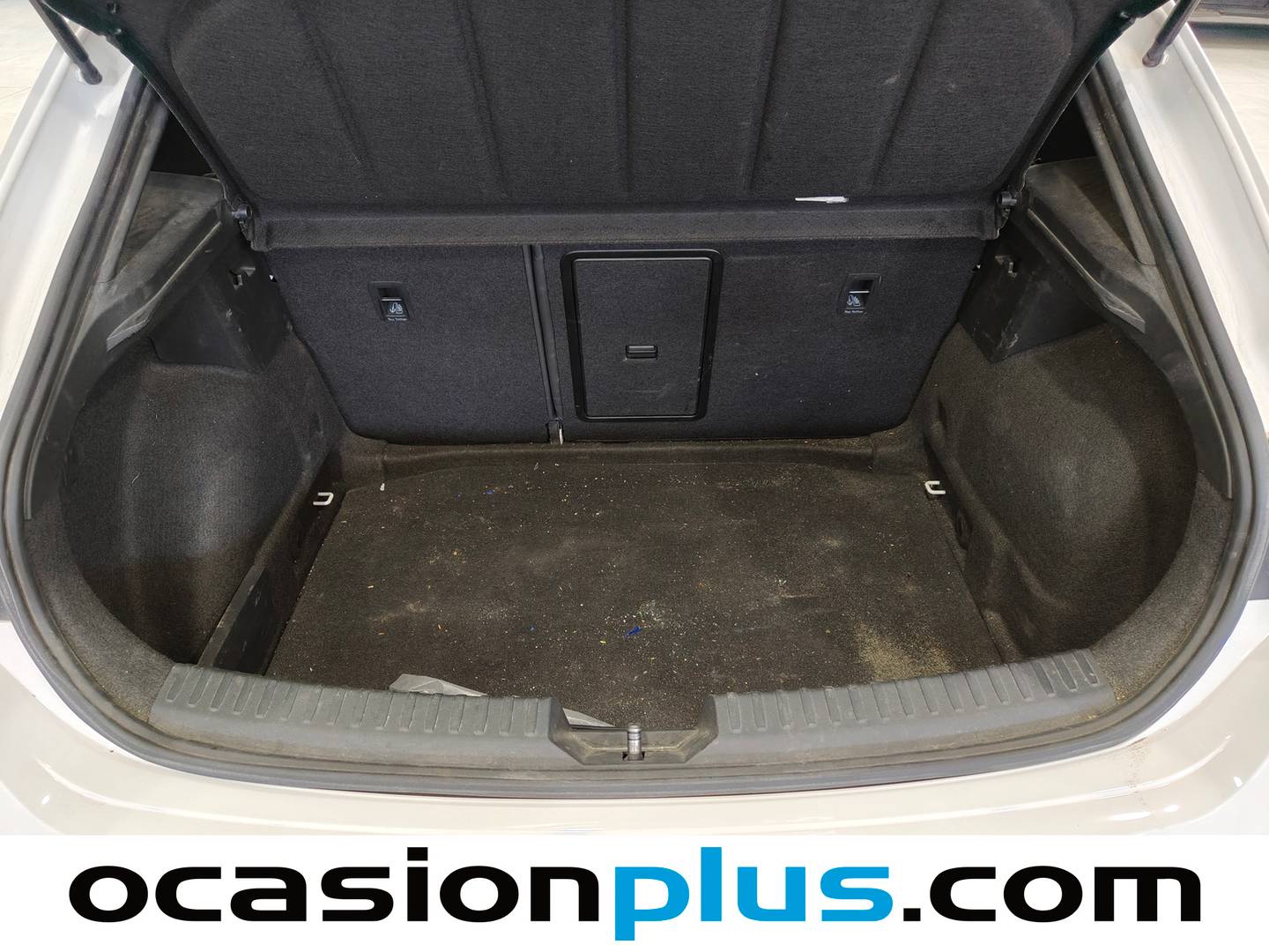 Foto Cupra León Cupra León 1.5 eTSI DSG (150 CV) siete plazas