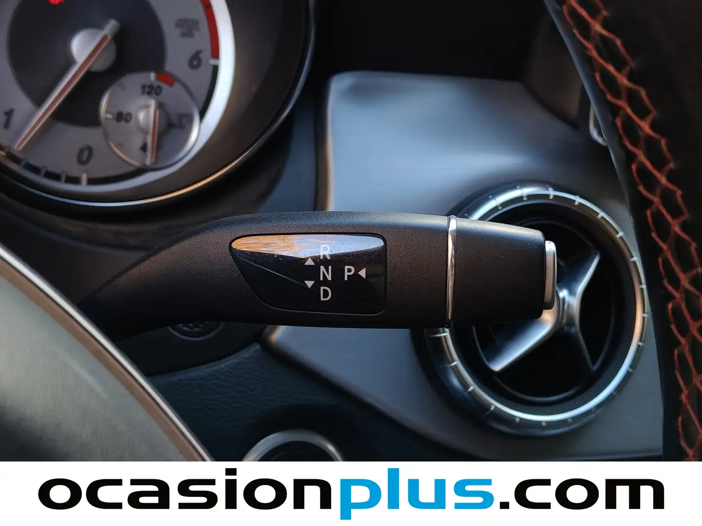 Foto Mercedes CLA Mercedes-Benz CLA Shooting Brake 200 d AMG Line (136 CV)