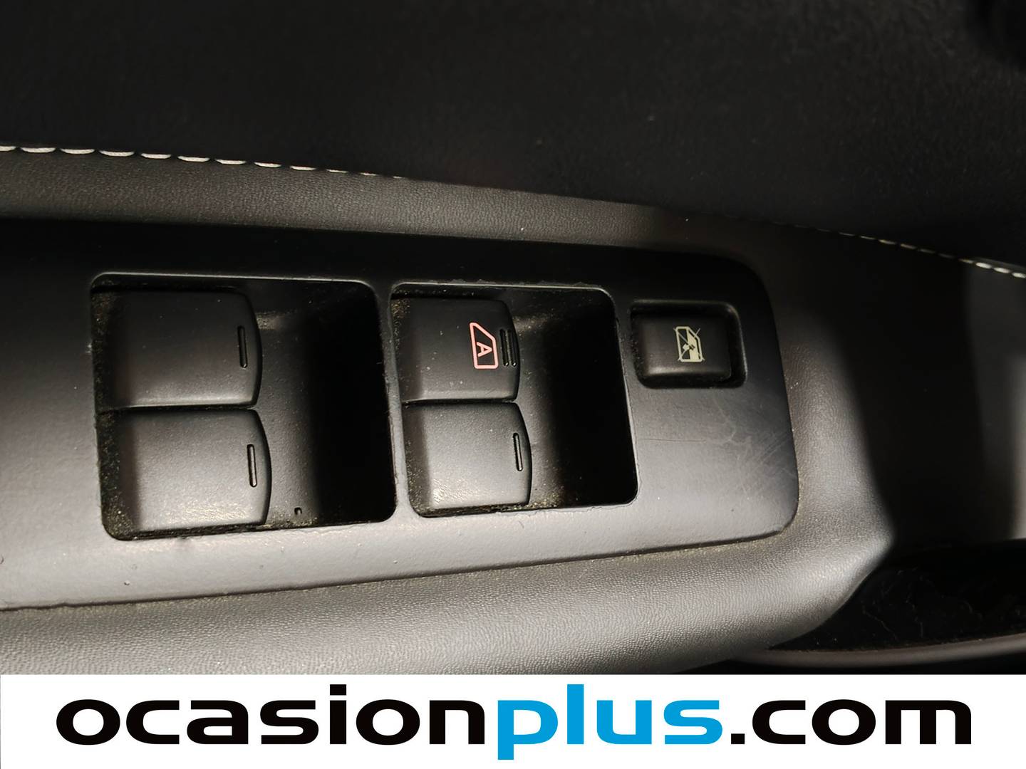 Nissan QASHQAI+2 Nissan Qashqai+2 2.0 dCi Tekna Premium 4x4 Piel 18`` (150 CV) 7 Plazas 2011