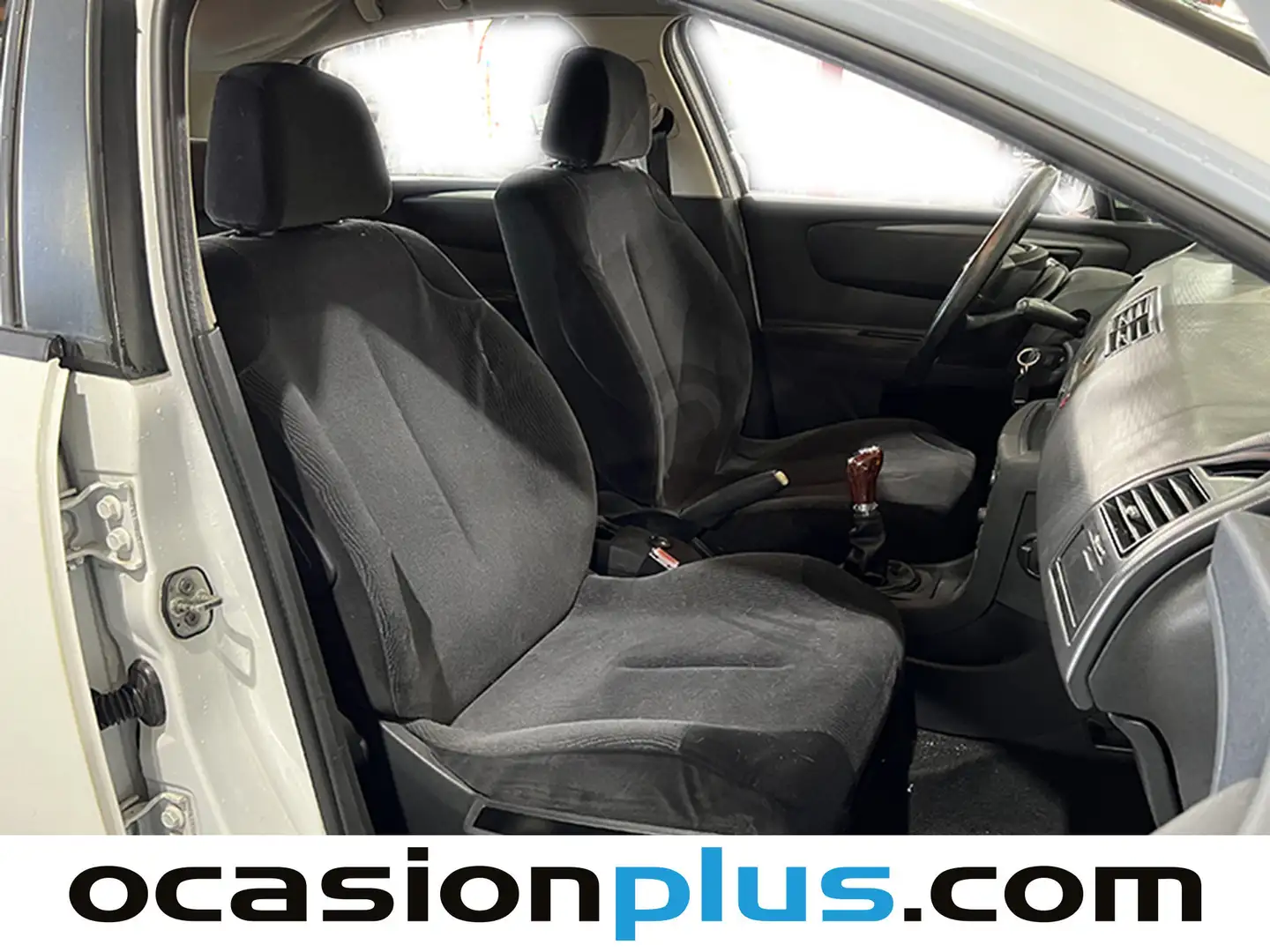 Foto Citroën C4 Citroen C4 1.6 HDI Cool CMP (109 CV)