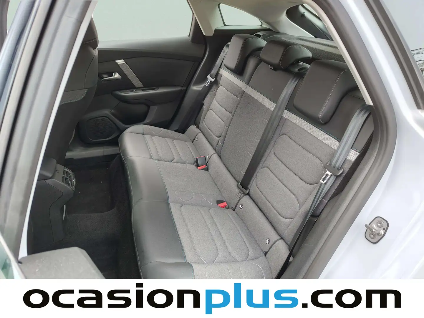 Foto Citroën C4 Citroen C4 Hybrid 136 Plus e-DCS6 (136 CV)