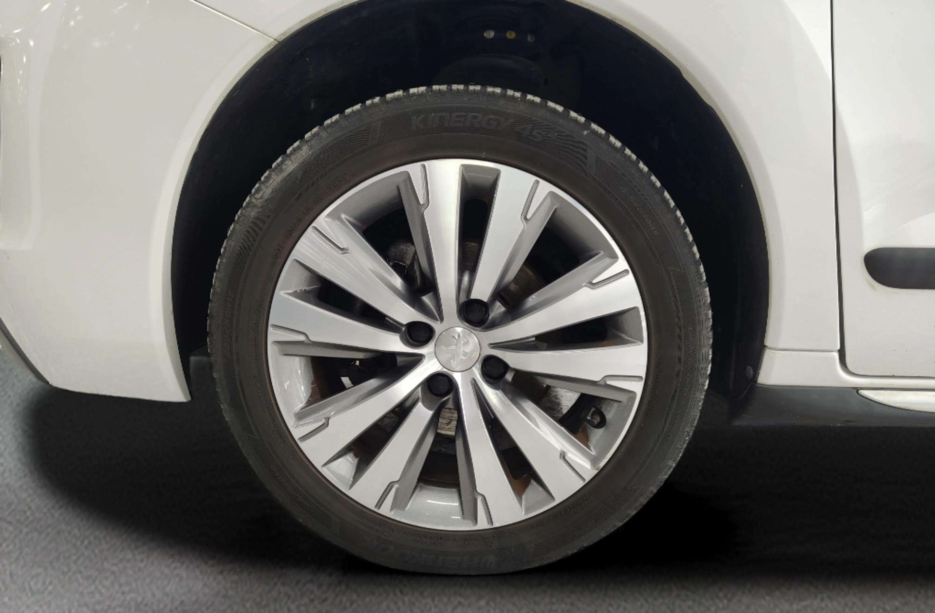 Peugeot 3008 1.2 PureTech Style - foto 29