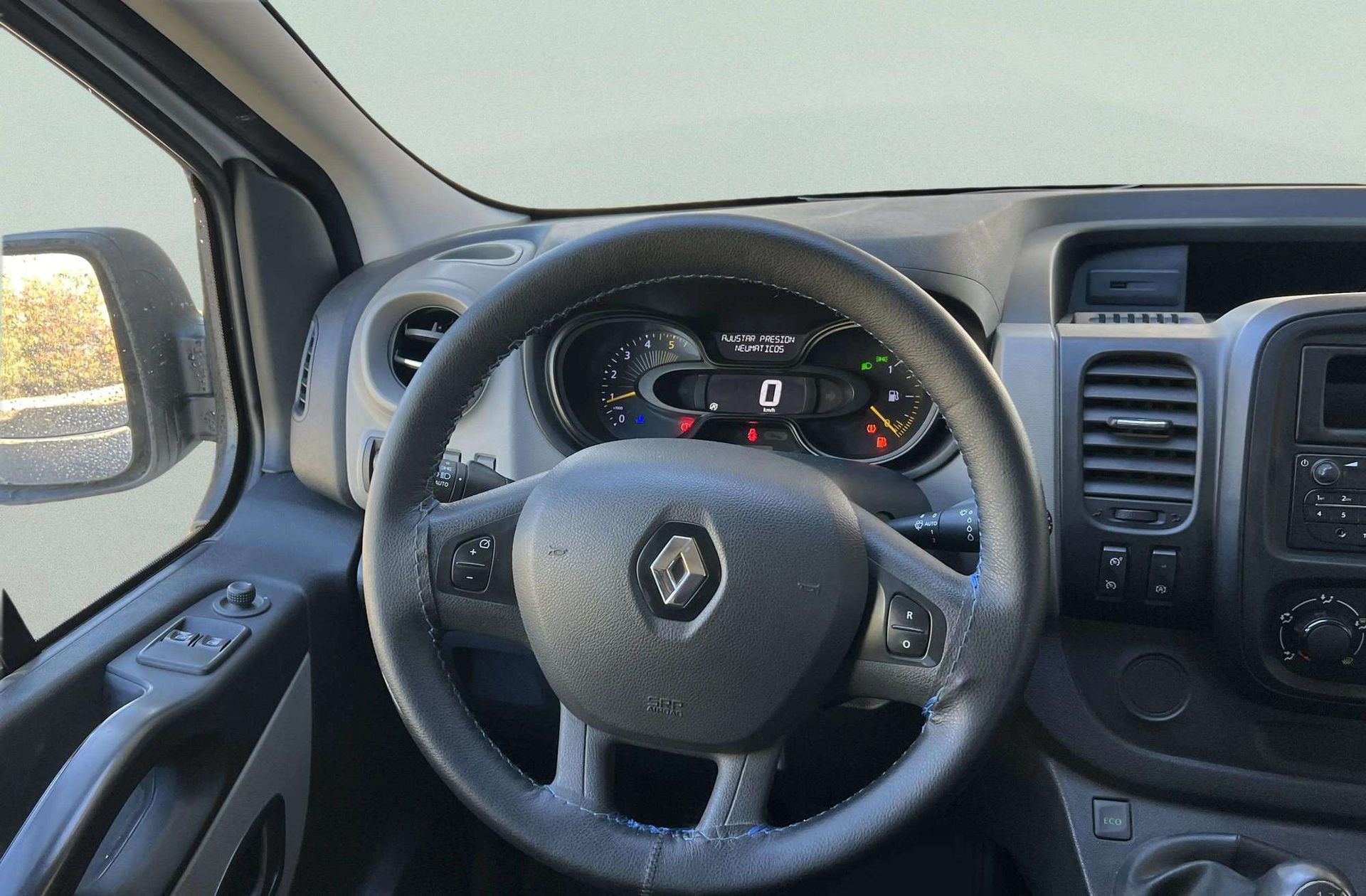Renault Trafic Combi Mixto Largo N1 Energy dCi 6 plazas - foto 17