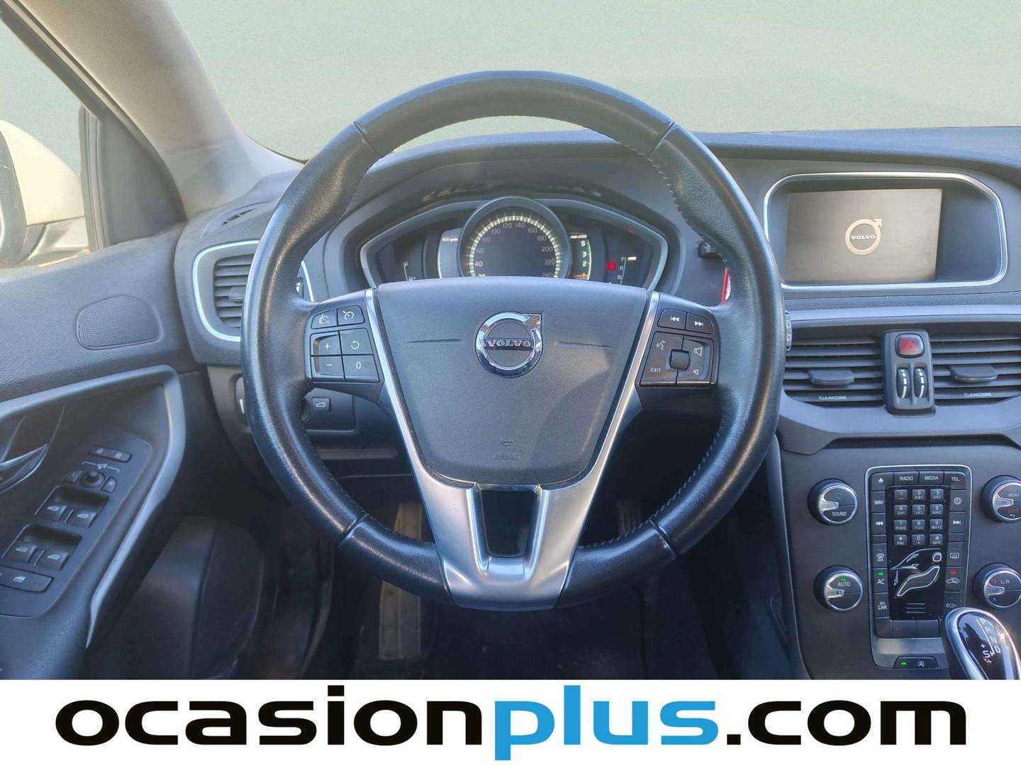 Foto Volvo V40 Volvo V40 D3 Momentum Auto (150 CV)