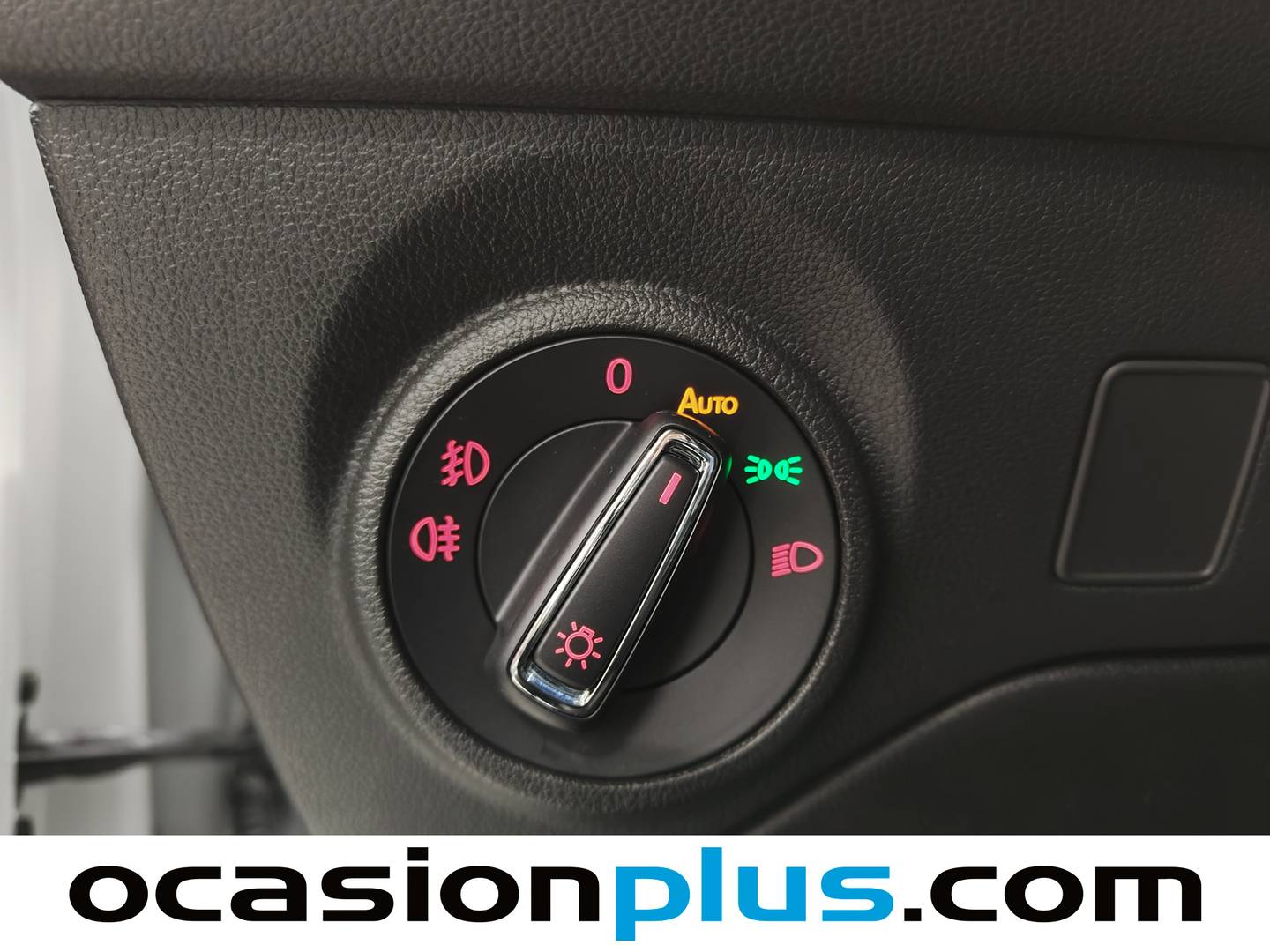 Seat León SEAT León 1.4 TSI S&S ACT FR Plus (150 CV) de segunda mano