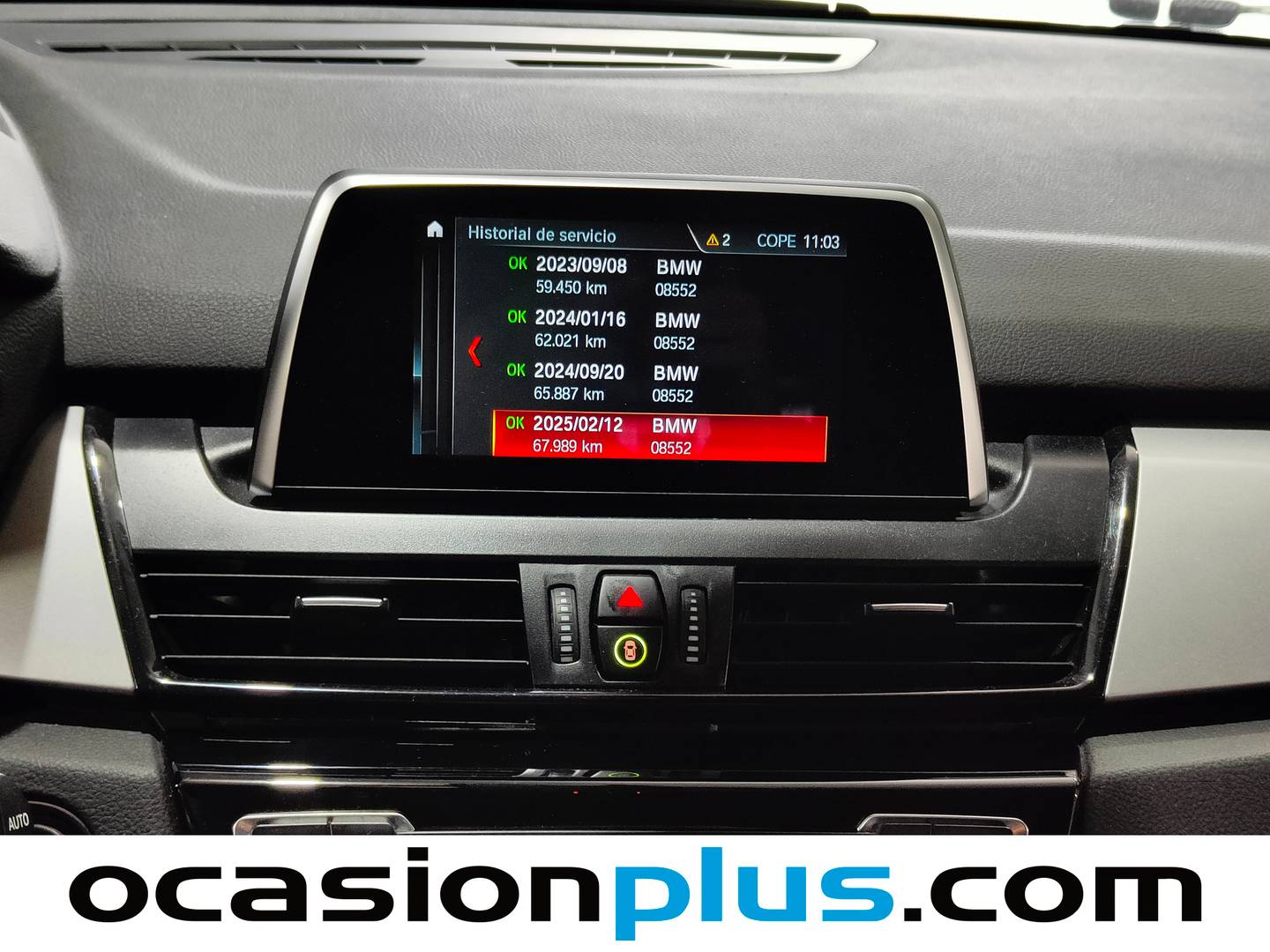 Foto BMW Serie 2 Active Tourer BMW Serie 2 218i Active Tourer (140 CV)