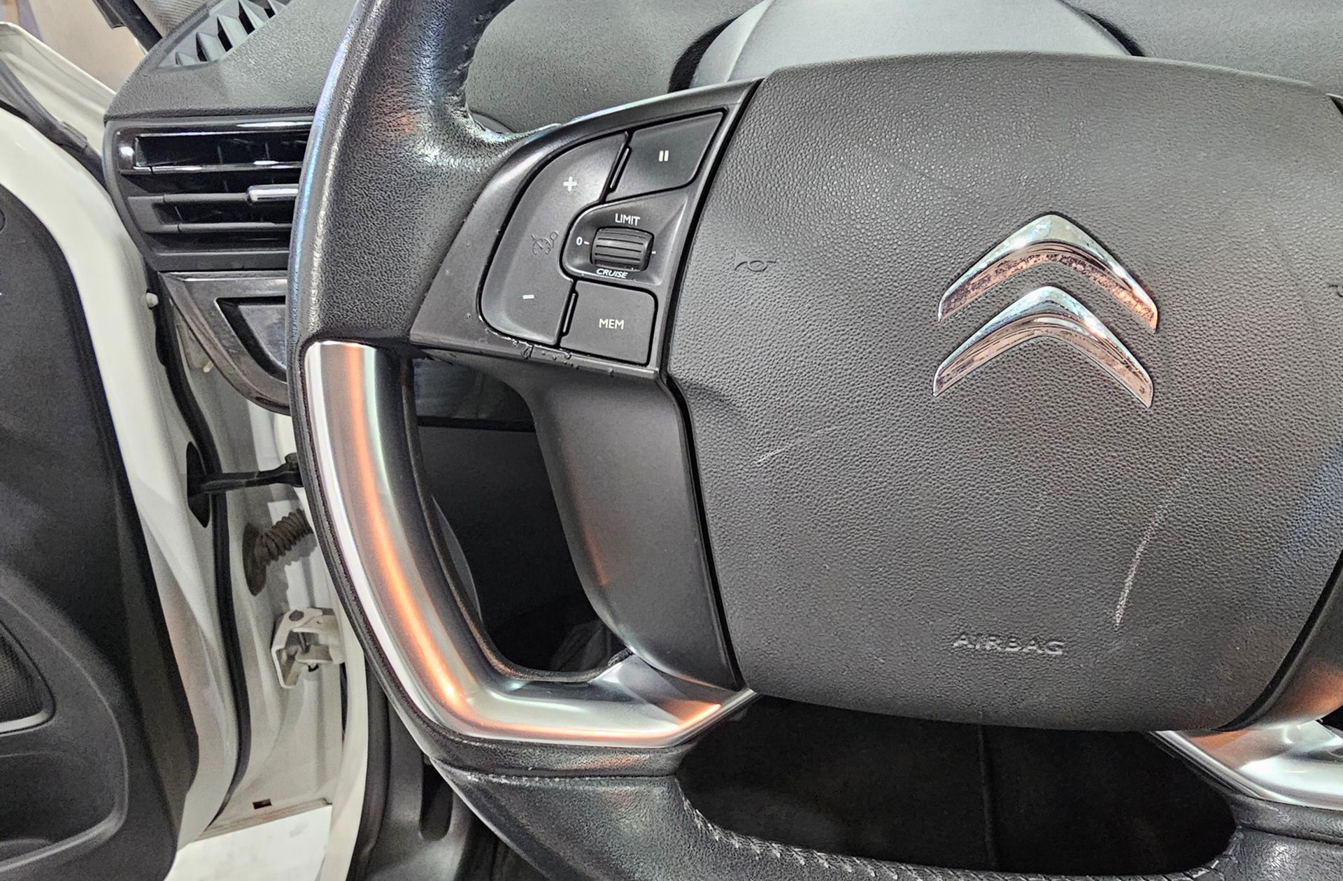 Citroën C4 Picasso 1.6 BlueHDi Live - foto 23
