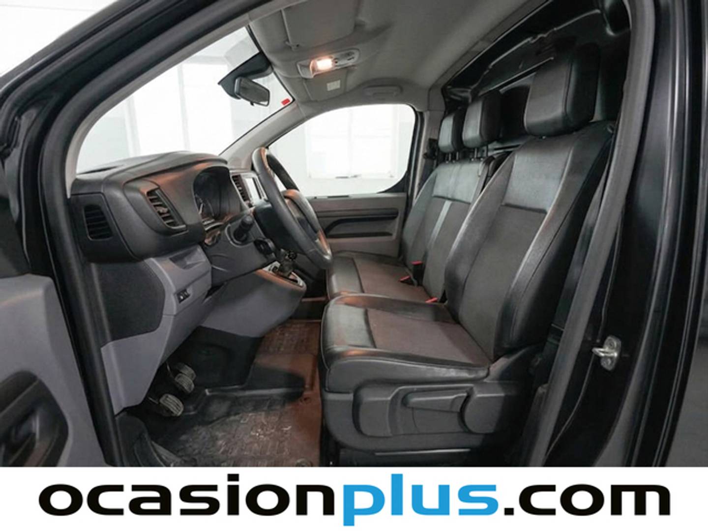 Foto asientos delanteros Opel Vivaro Opel Vivaro 1.5 Diesel M Standard Select (120 CV) 3 Plazas
