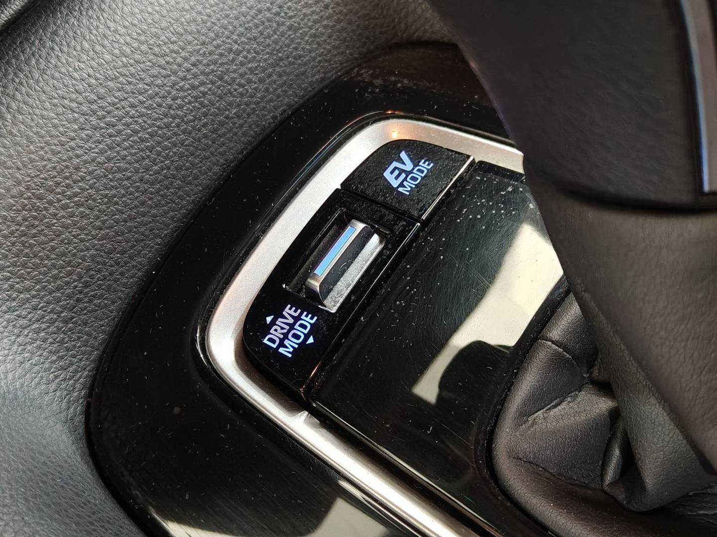 Foto Toyota Corolla Toyota Corolla 1.8 125 Híbrido Active Tech E-CVT (122 CV)