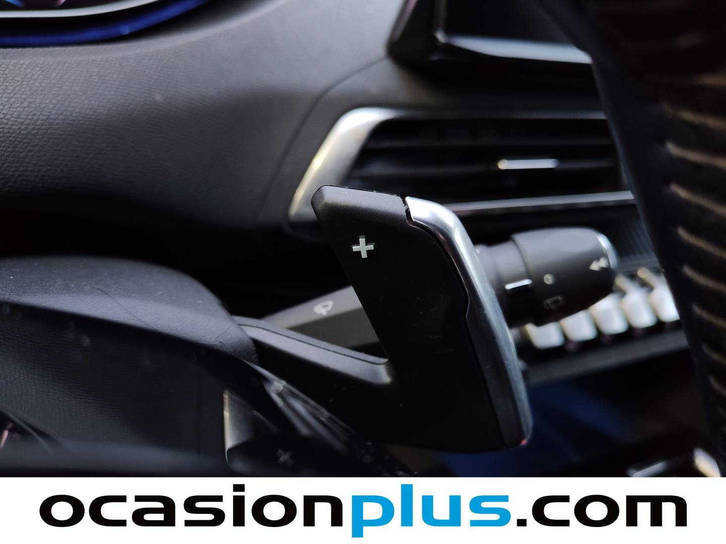 Foto Peugeot 5008 Peugeot 5008 PureTech 130 S&S Allure EAT8 (130 CV)