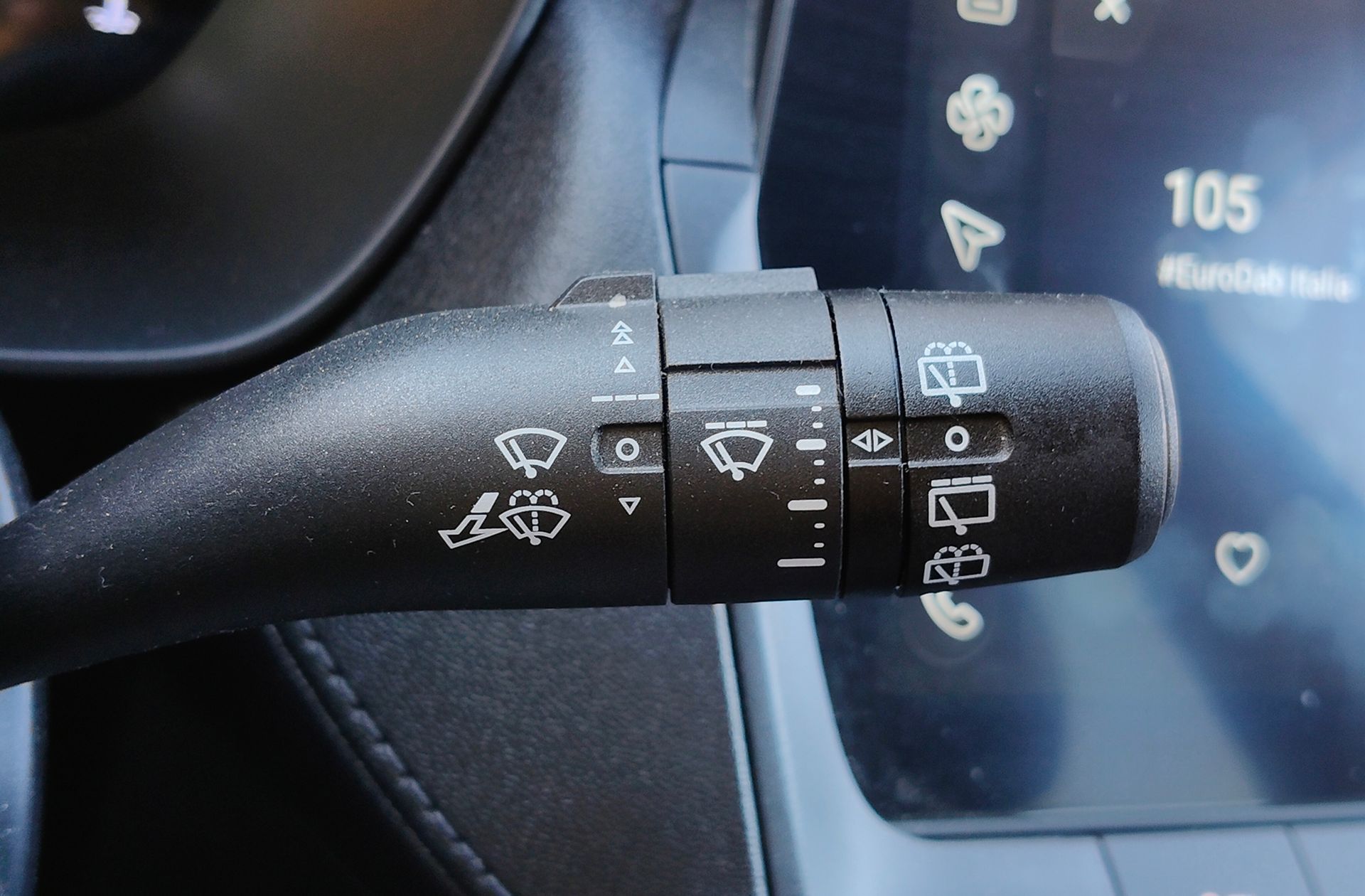 MG ZS 1.5 Hybrid+ Luxury - foto 29