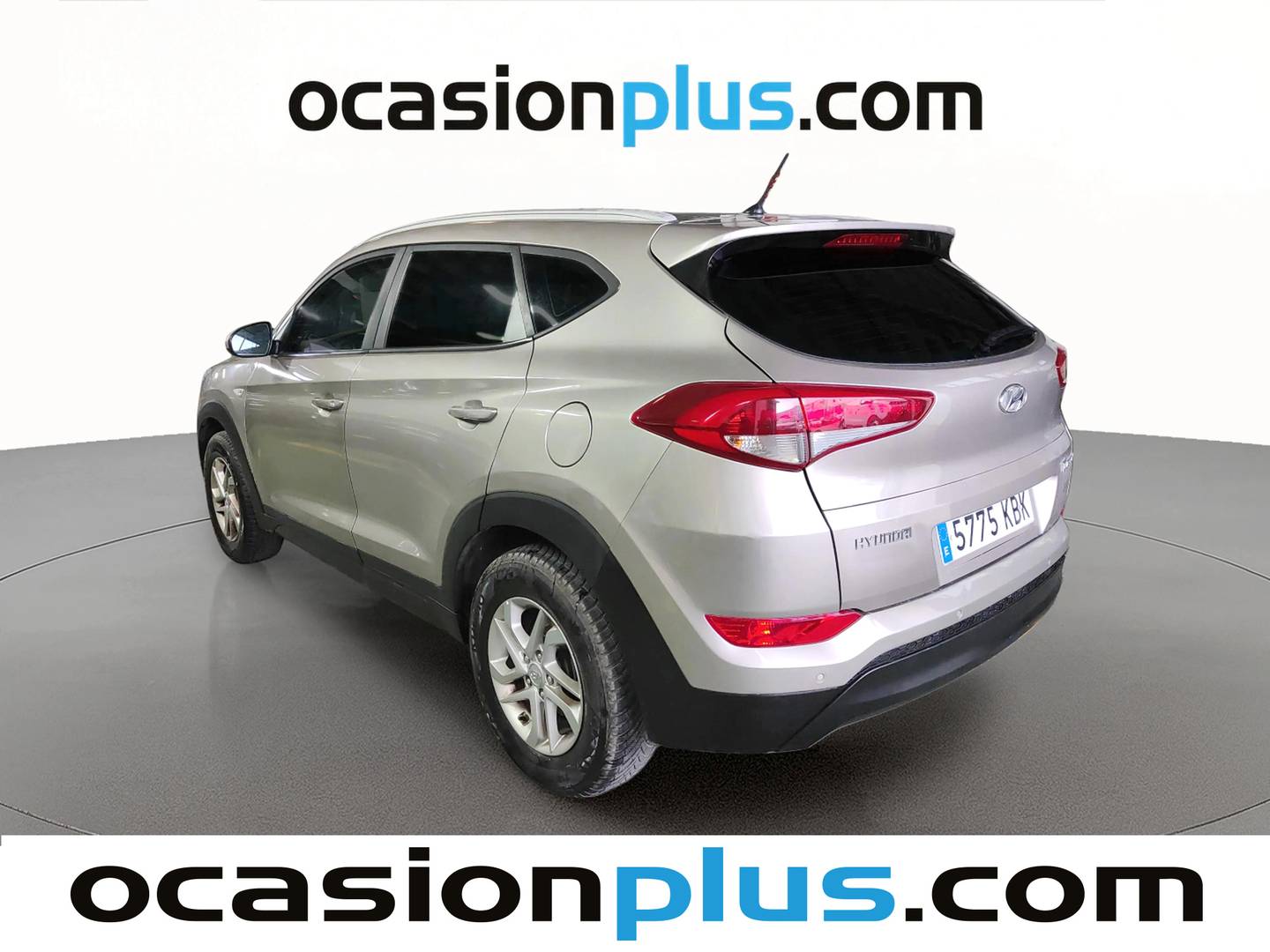 Foto trasera Hyundai Tucson Hyundai Tucson 1.6 GDI BlueDrive Essence 4x2 (131 CV) izquierda