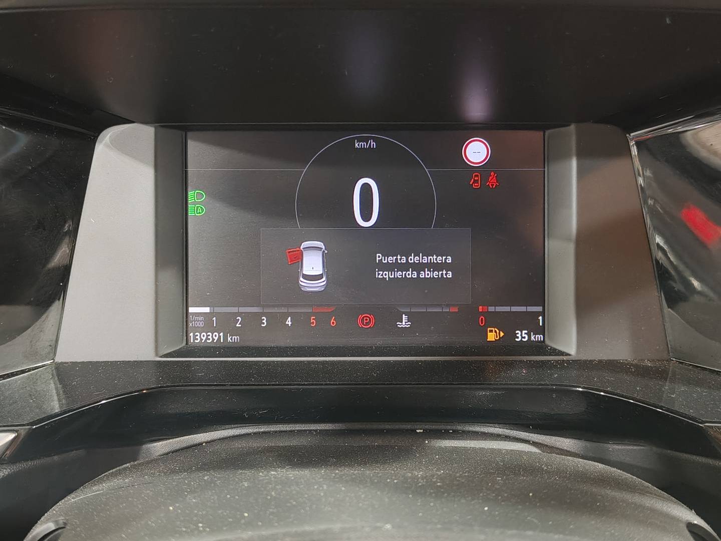 Foto Opel Grandland Opel Grandland 1.5 CDTi Business Edition Auto  (130 CV)