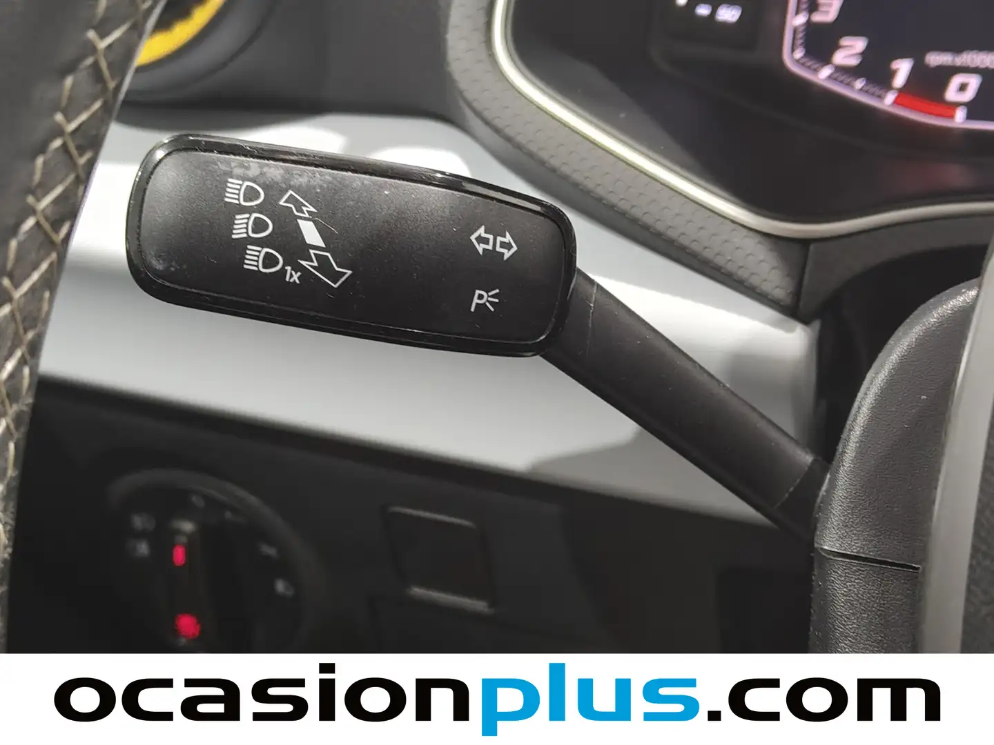 Foto Seat Arona SEAT Arona 1.0 TSI Style Plus (110 CV)