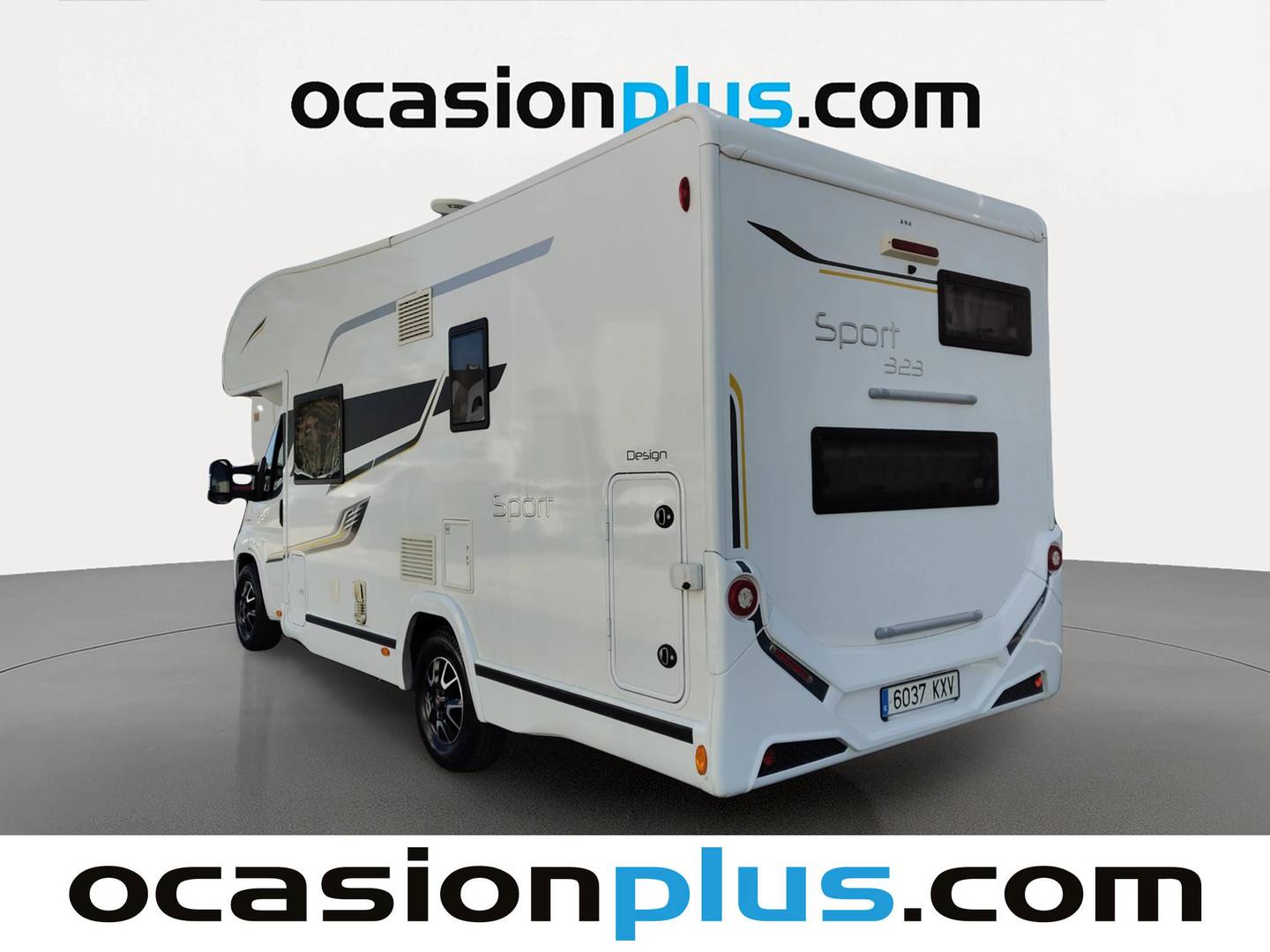 Foto delantera Benimar Sport 323 Benimar Sport 323 Design (150 CV) 7 Plazas derecha