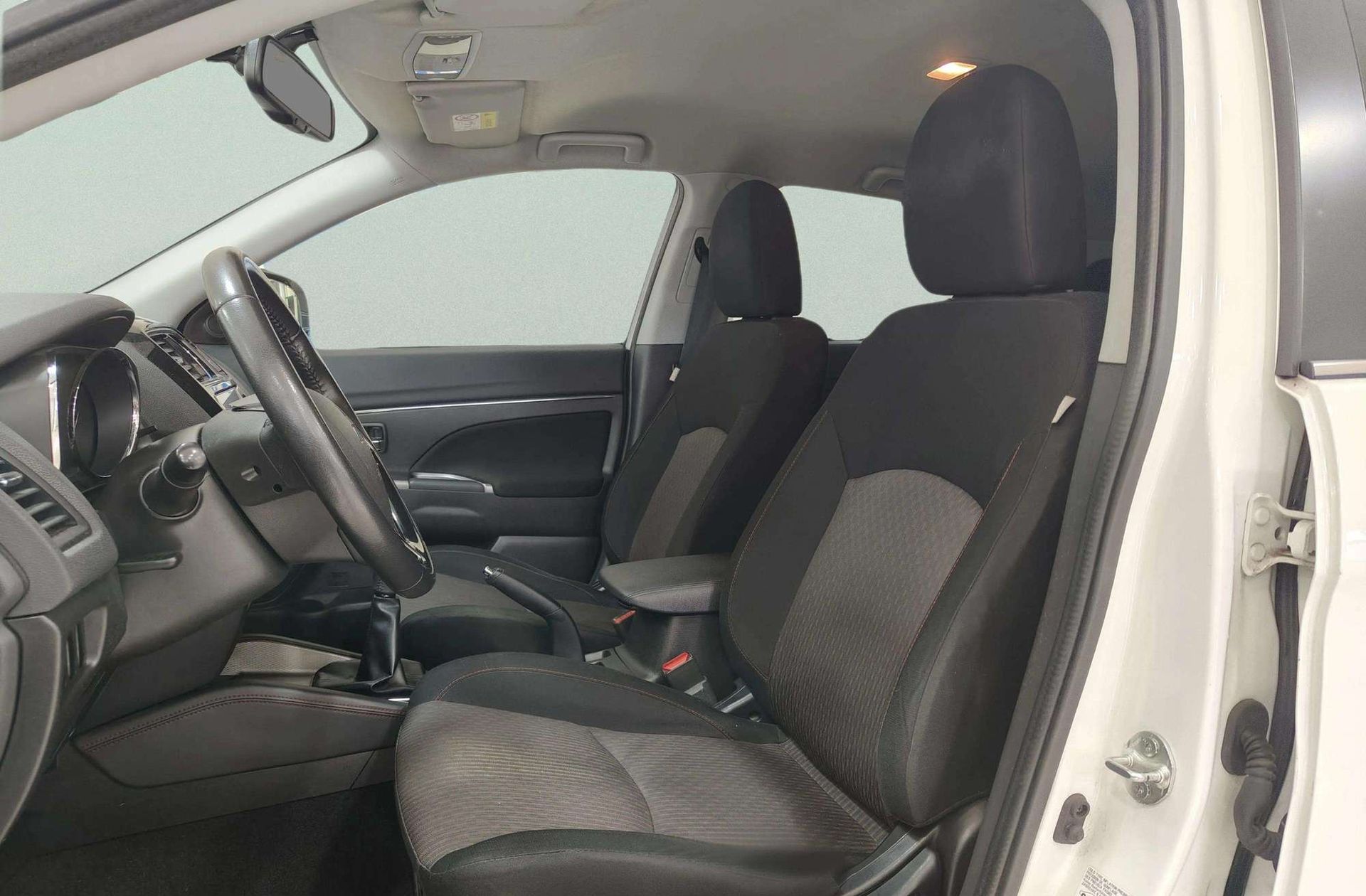 Mitsubishi ASX 160 MPI Motion - foto 9