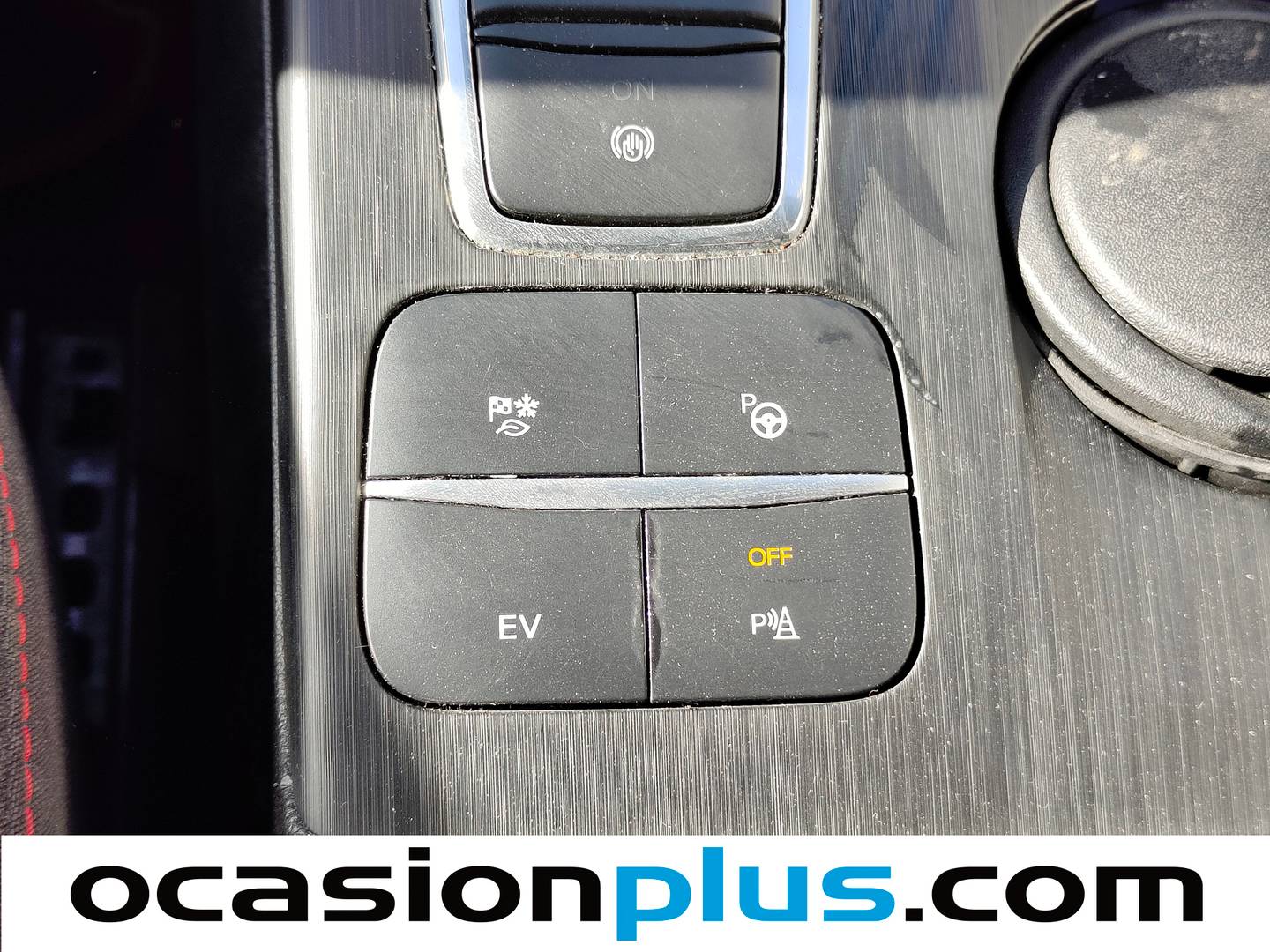 Foto Ford Kuga Ford Kuga 2.5 Duratec PHEV ST-Line Auto (225 CV)