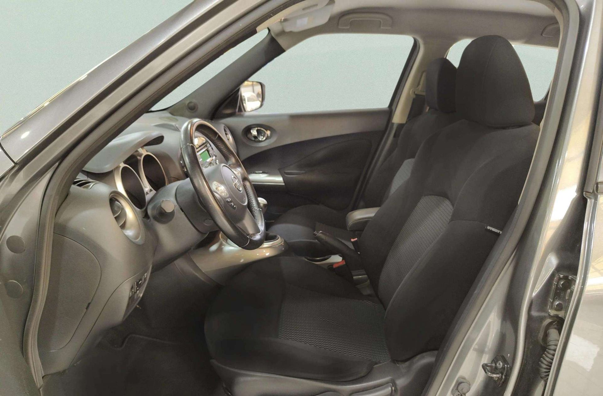 Nissan Juke 1.2 DIG-T Acenta 4x2 - foto 9