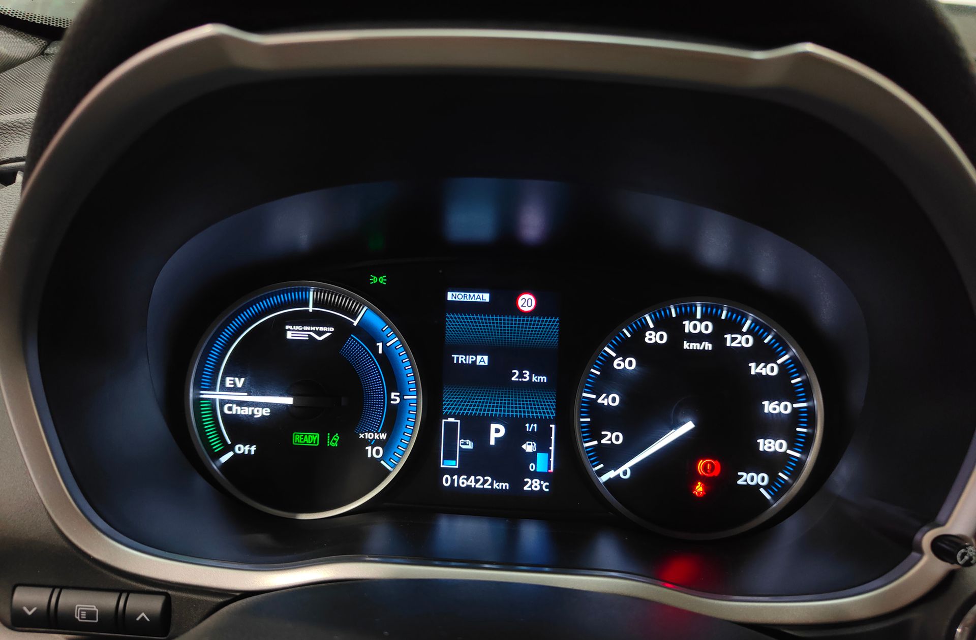 Mitsubishi Eclipse Cross 2.4 PHEV Kaiteki 4WD - foto 24