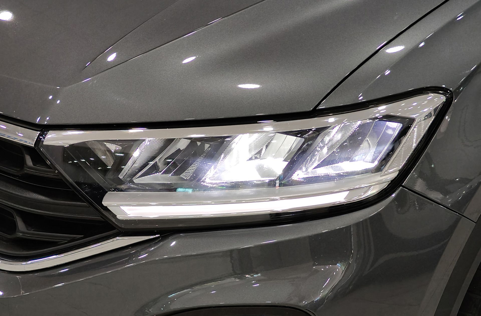 Volkswagen T-Roc Life 1.0 TSI - foto 13