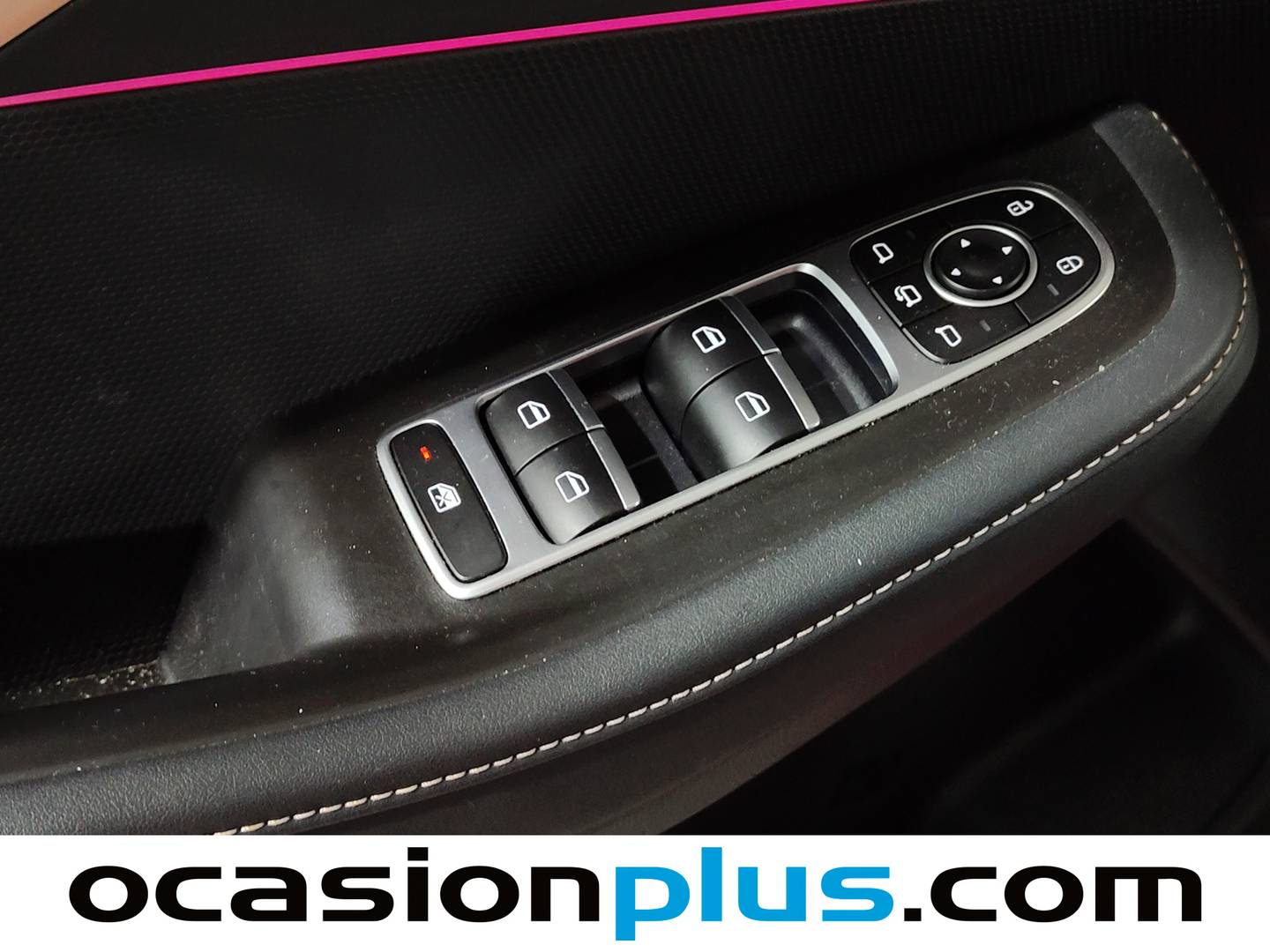 Foto OMODA 5 Omoda 5 1.6 T-GDI Premium DCT (185 CV)