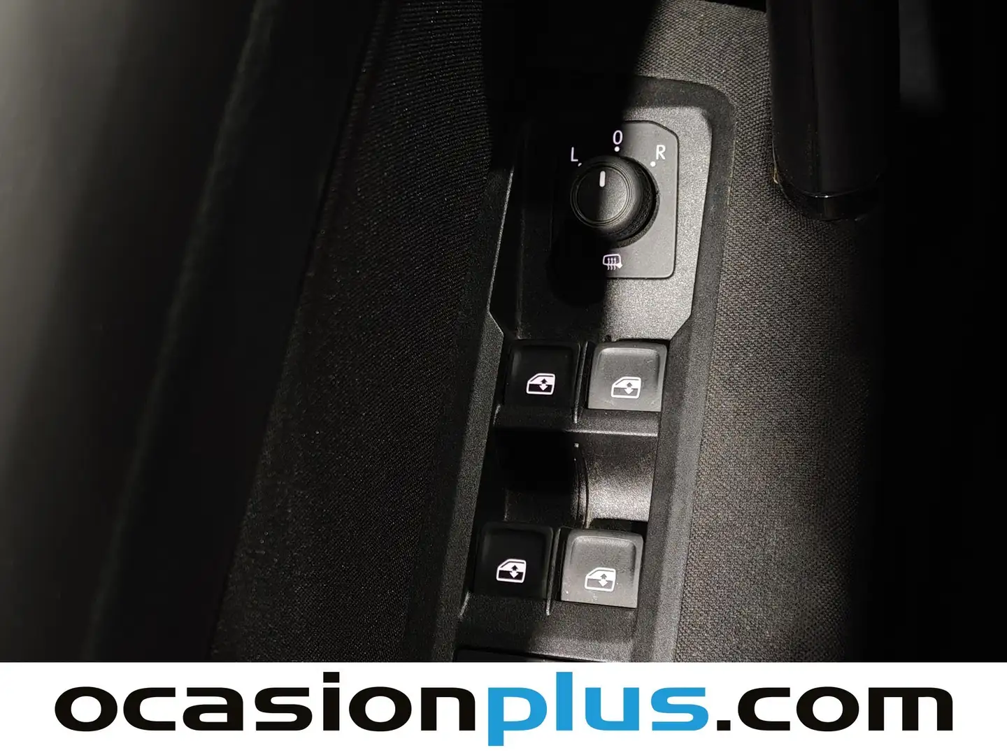 Foto Volkswagen Touran Volkswagen Touran Business 2.0 TDI (122 CV)