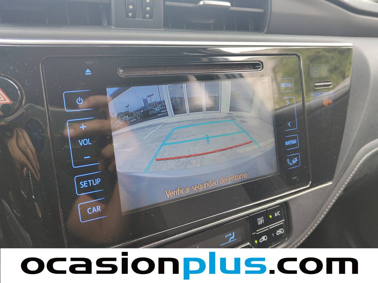 Extras y acabados del Toyota Auris Toyota Auris 140H Hybrid Feel! (136 CV)