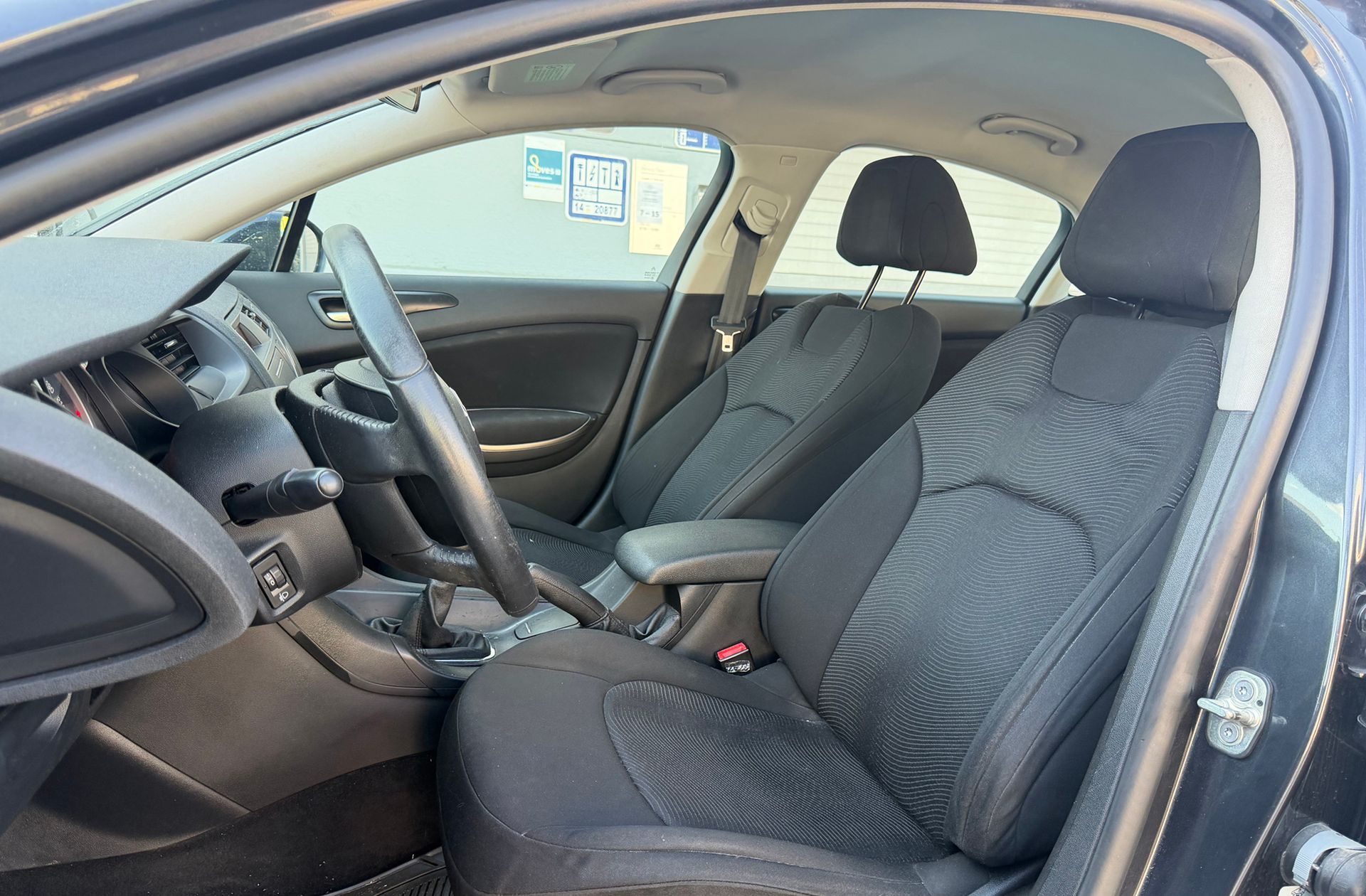 Citroën C5 1.6 HDi Business - foto 8