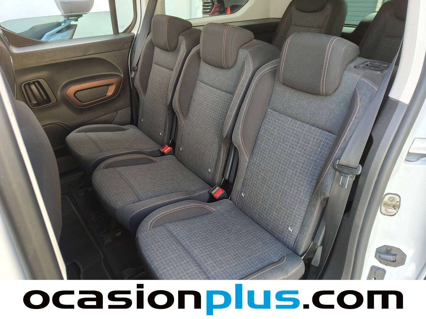 Foto asientos traseros Peugeot Rifter Peugeot Rifter BlueHDi 130 GT Long (130 CV) 7 Plazas