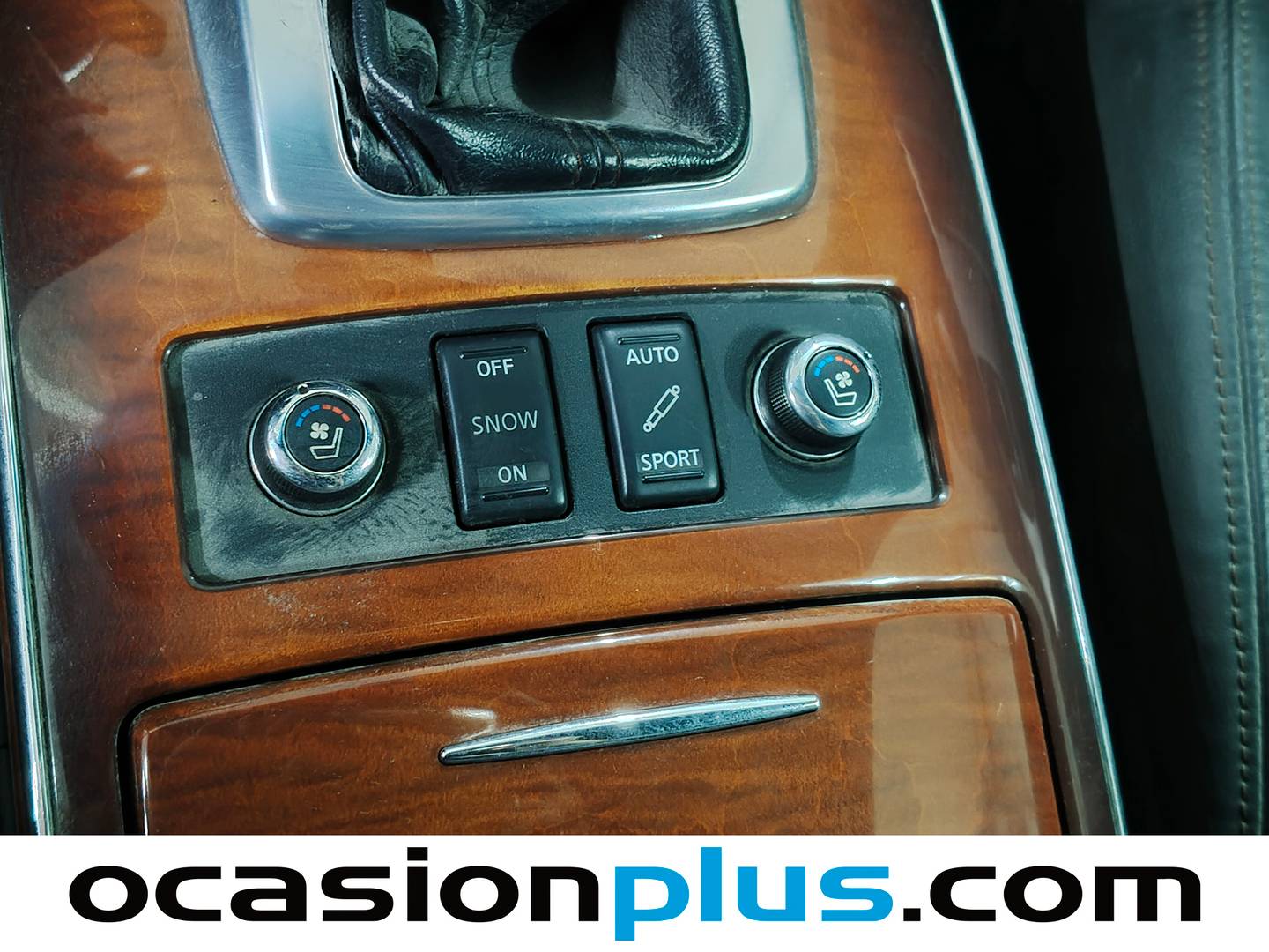 Extras y acabados del Infiniti FX Infiniti FX 50 S V8 AWD (390 CV)