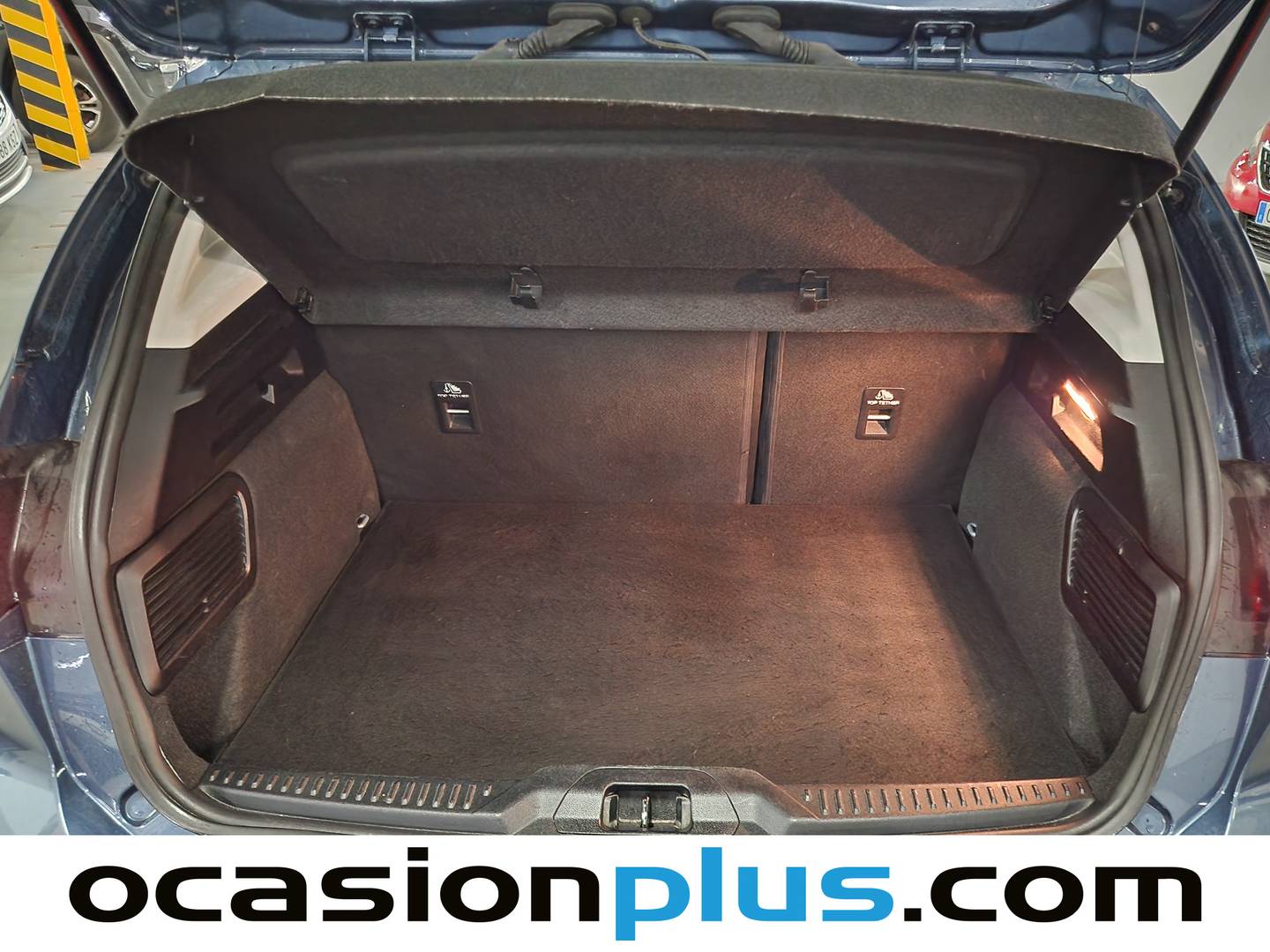 Fotos maletero Ford Focus Ford Focus 1.0 Ecoboost MHEV Active Auto (155 CV)