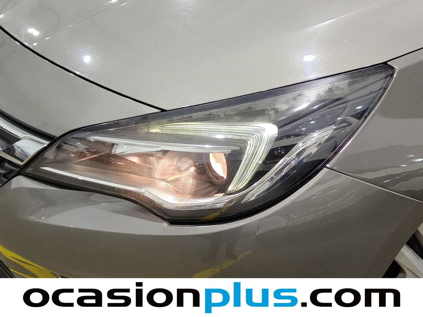 Foto Opel Astra Opel Astra 1.6 CDTI Selective (110 CV)