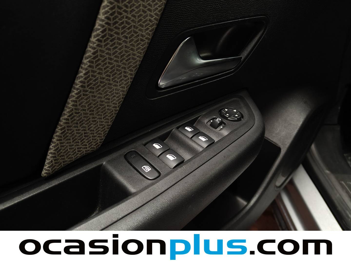 Foto Citroën C4 Citroen C4 PureTech 130 S&S 6v Feel Pack EAT8 (130 CV)