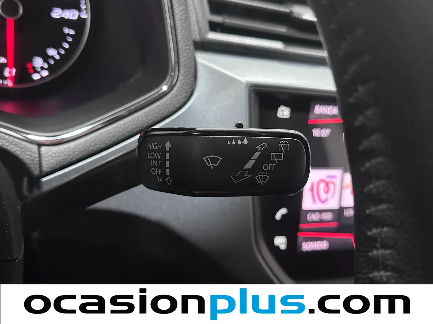 Foto Seat Arona SEAT Arona 1.0 TSI Style Ecomotive (95 CV)