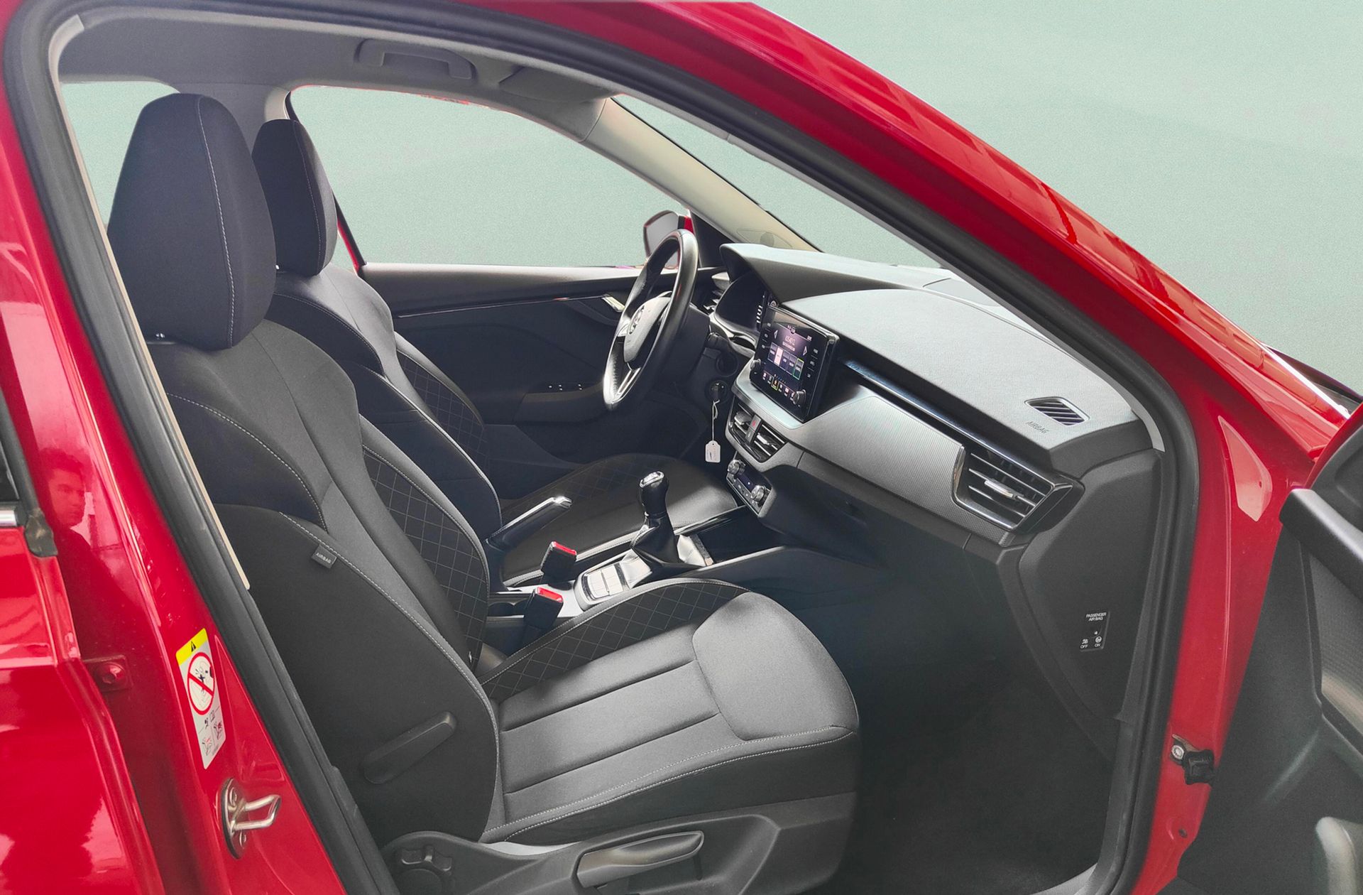 Škoda Kamiq 1.0 TSI Ambition - foto 18
