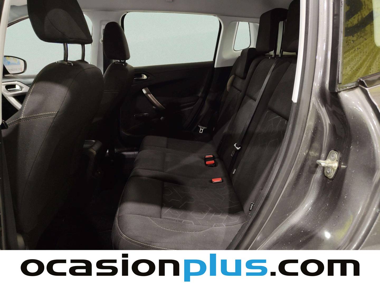 Foto Peugeot 2008 Peugeot 2008 BlueHDi 100 S&S Active (100 CV)