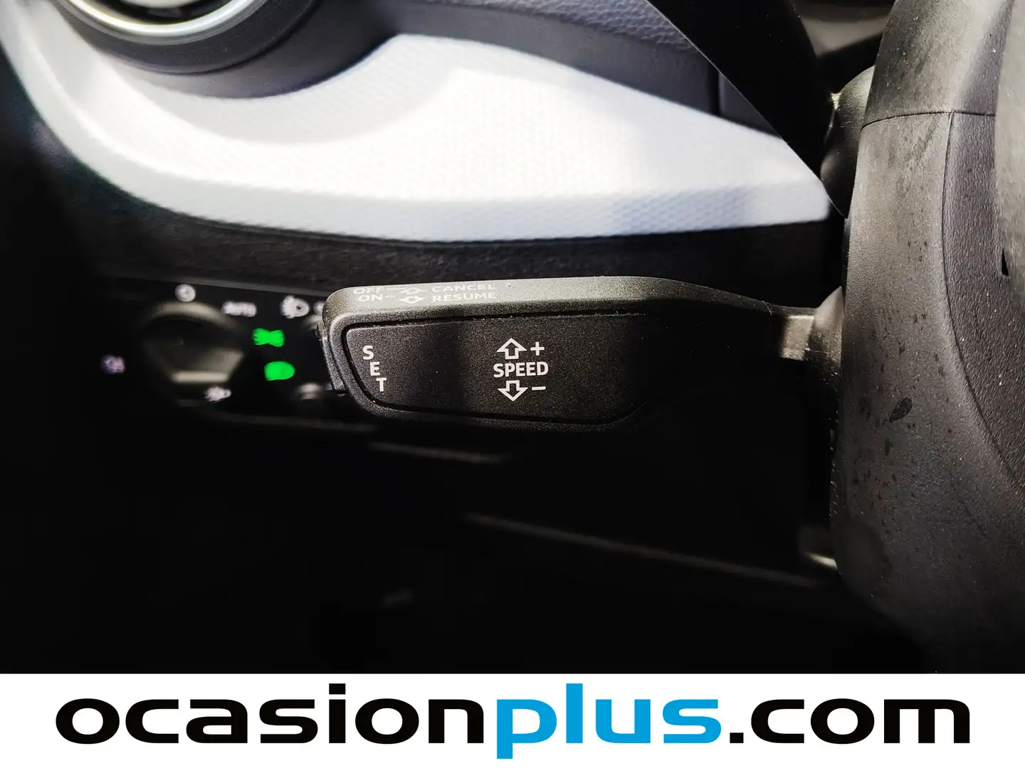 Foto Audi Q2 Audi Q2 design 35 TFSI (150 CV) S tronic