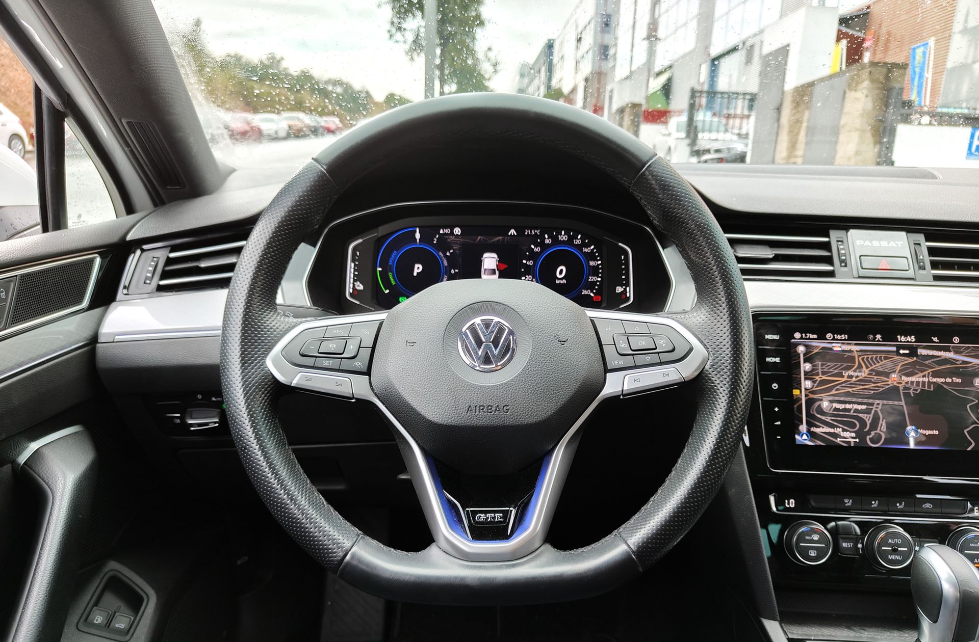 Volkswagen Passat GTE 1.4 TSI e-Power DSG - foto 27