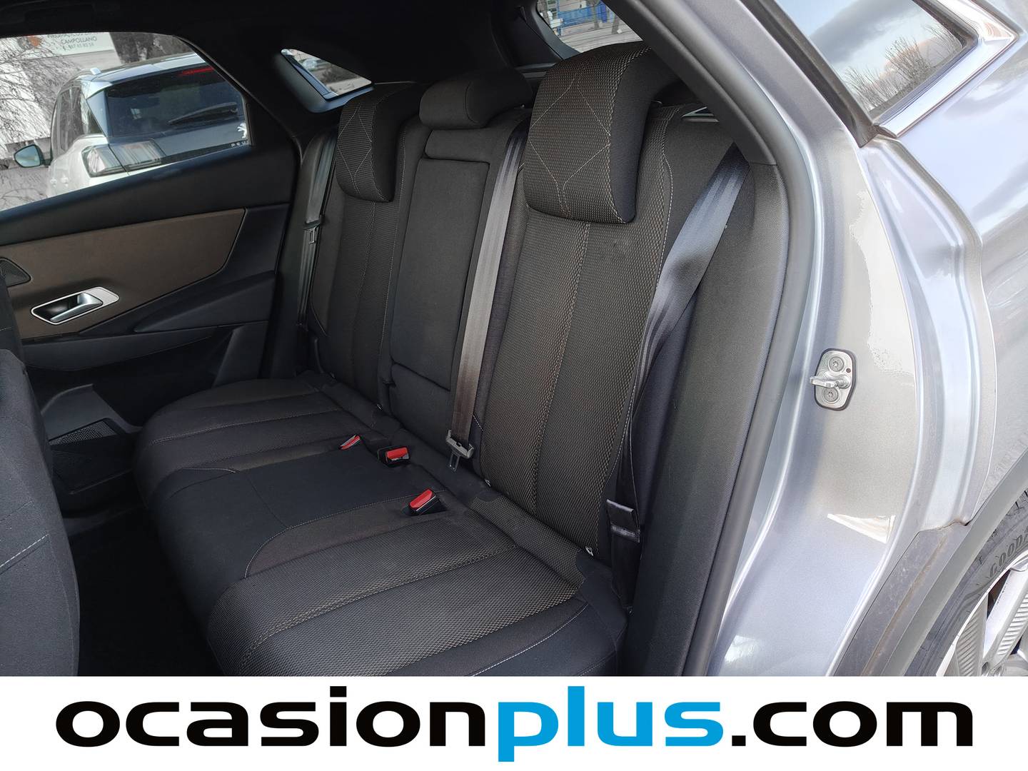 Foto DS DS 7 Crossback DS DS7 Crossback BlueHDi 130 DE Bastille + AT (130 CV)